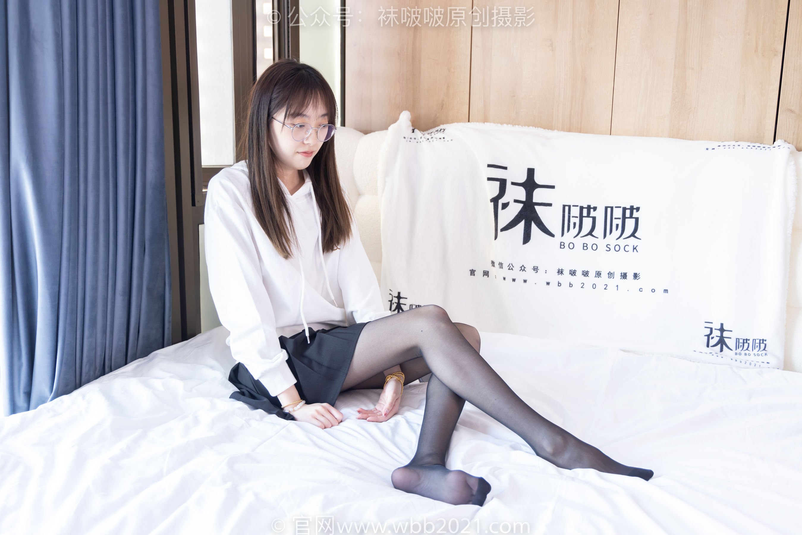 BoBoSocks袜啵啵 No.407 稚予 -板鞋、黑丝