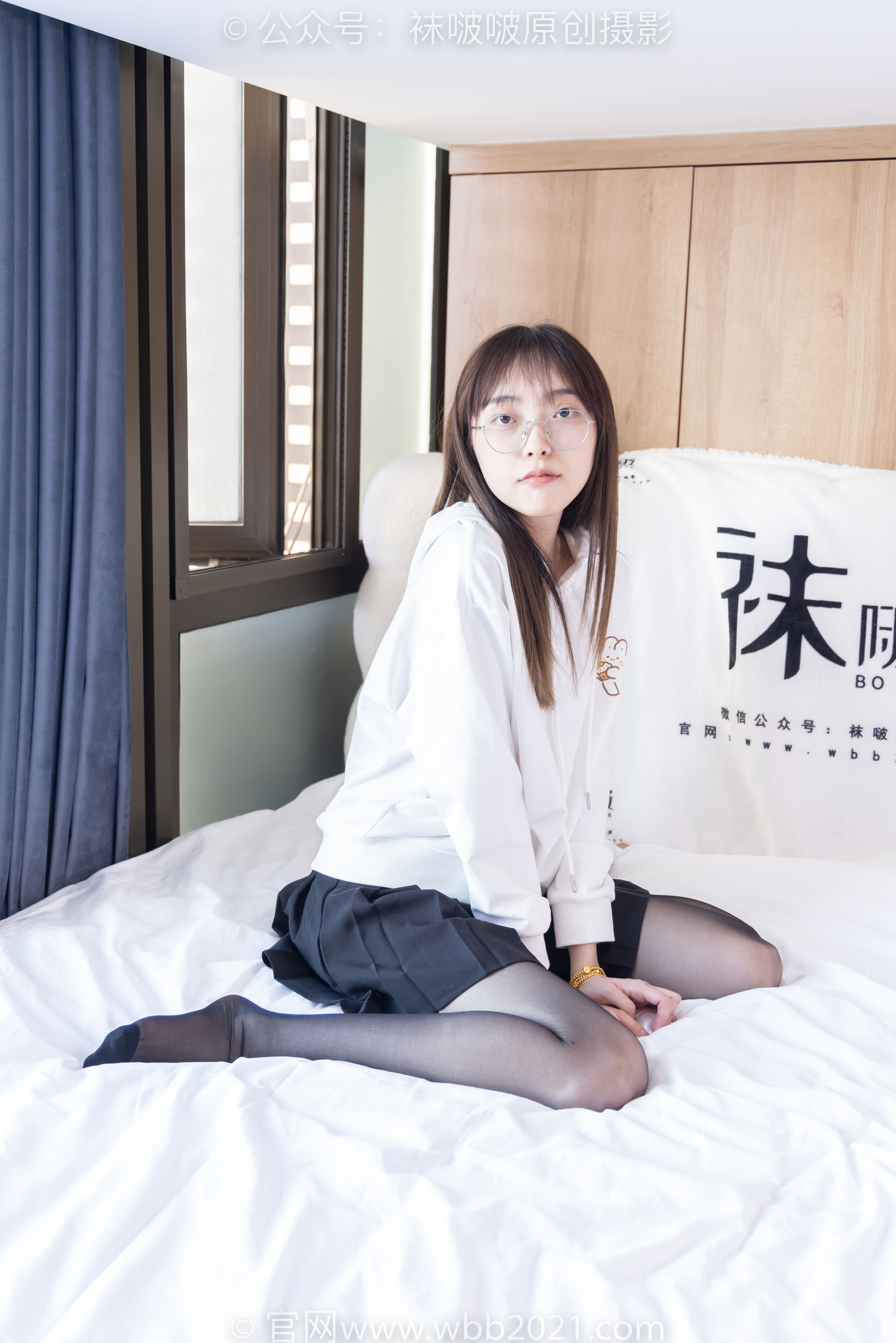 BoBoSocks袜啵啵 No.407 稚予 -板鞋、黑丝