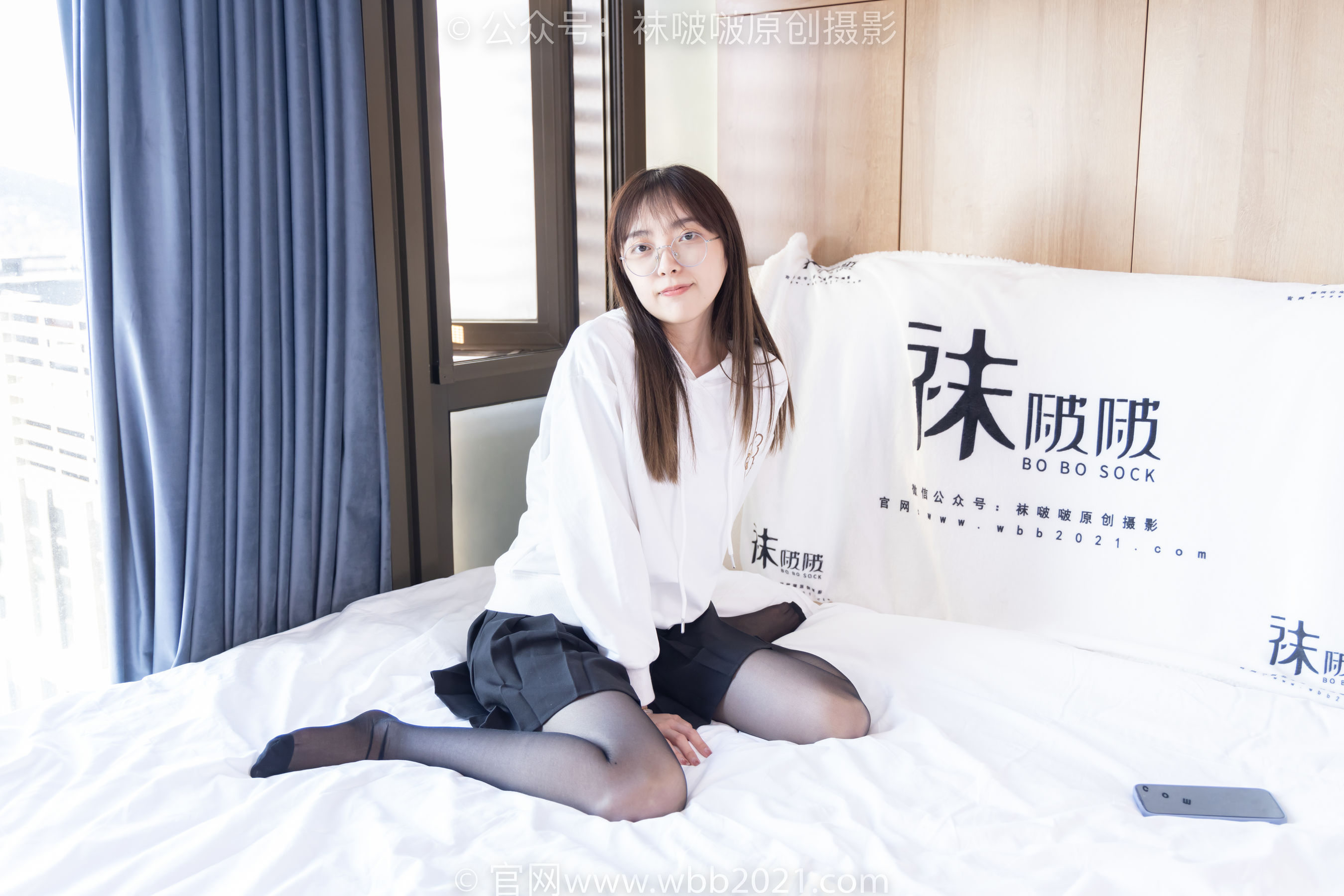 BoBoSocks袜啵啵 No.407 稚予 -板鞋、黑丝