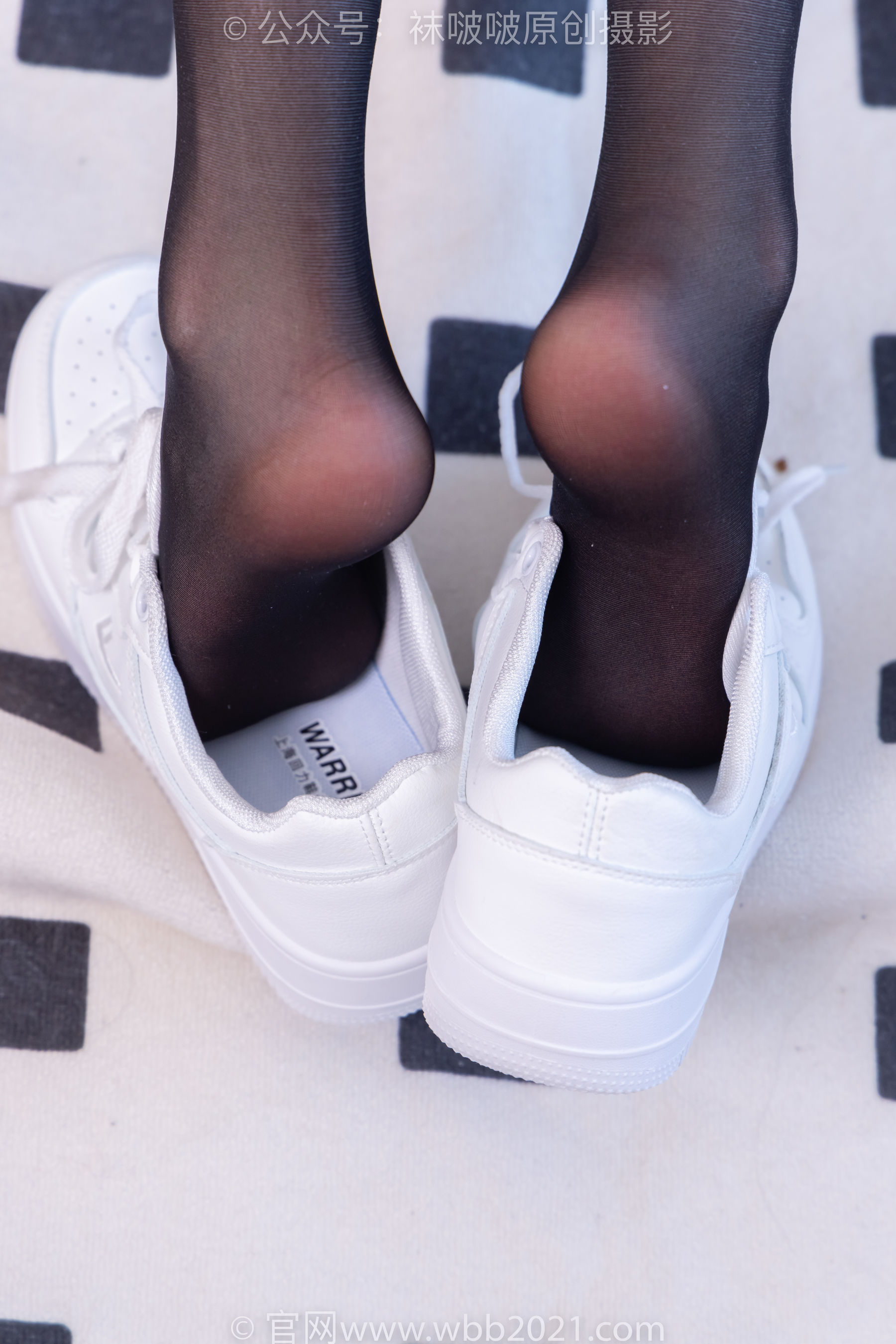 BoBoSocks袜啵啵 No.407 稚予 -板鞋、黑丝