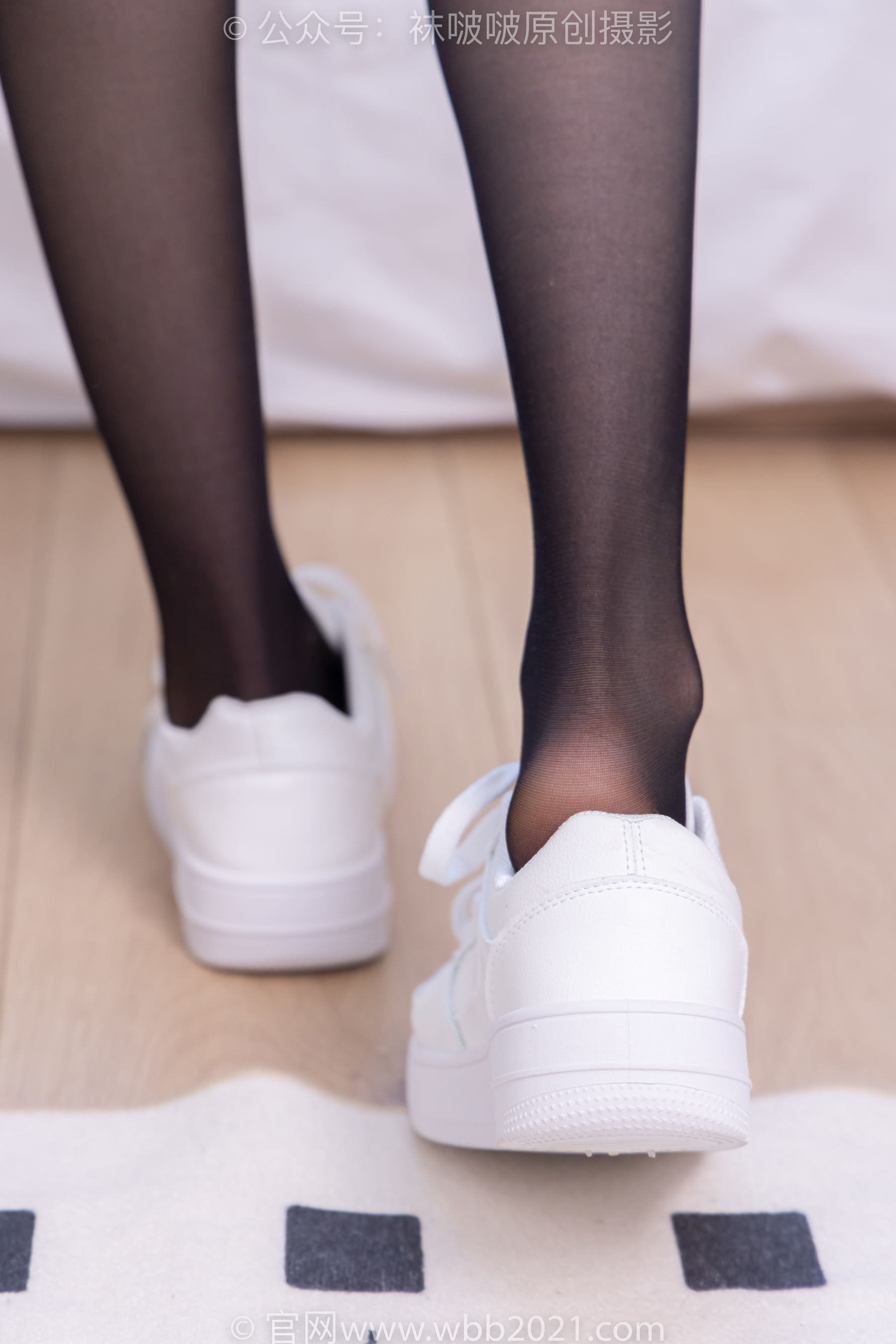 BoBoSocks袜啵啵 No.407 稚予 -板鞋、黑丝