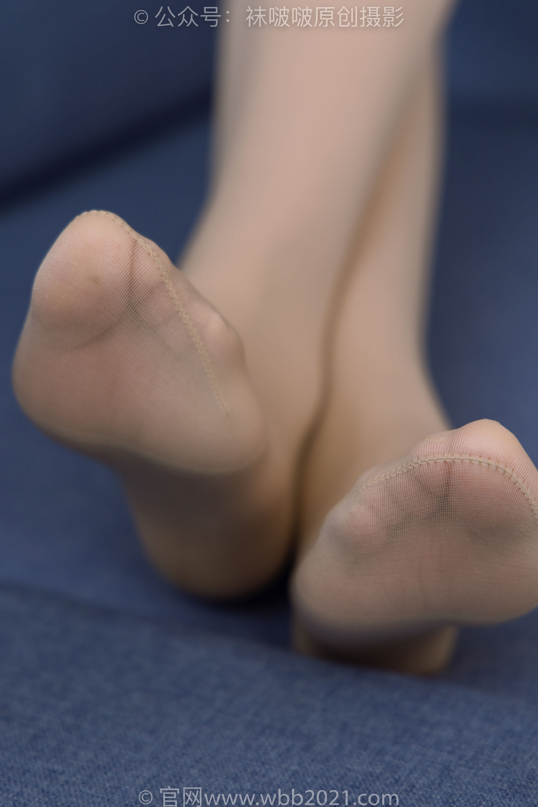 BoBoSocks袜啵啵 No.408 小甜豆 -高跟鞋、厚肉丝、丝袜和裸足踩奶油蛋糕和泡芙剧情