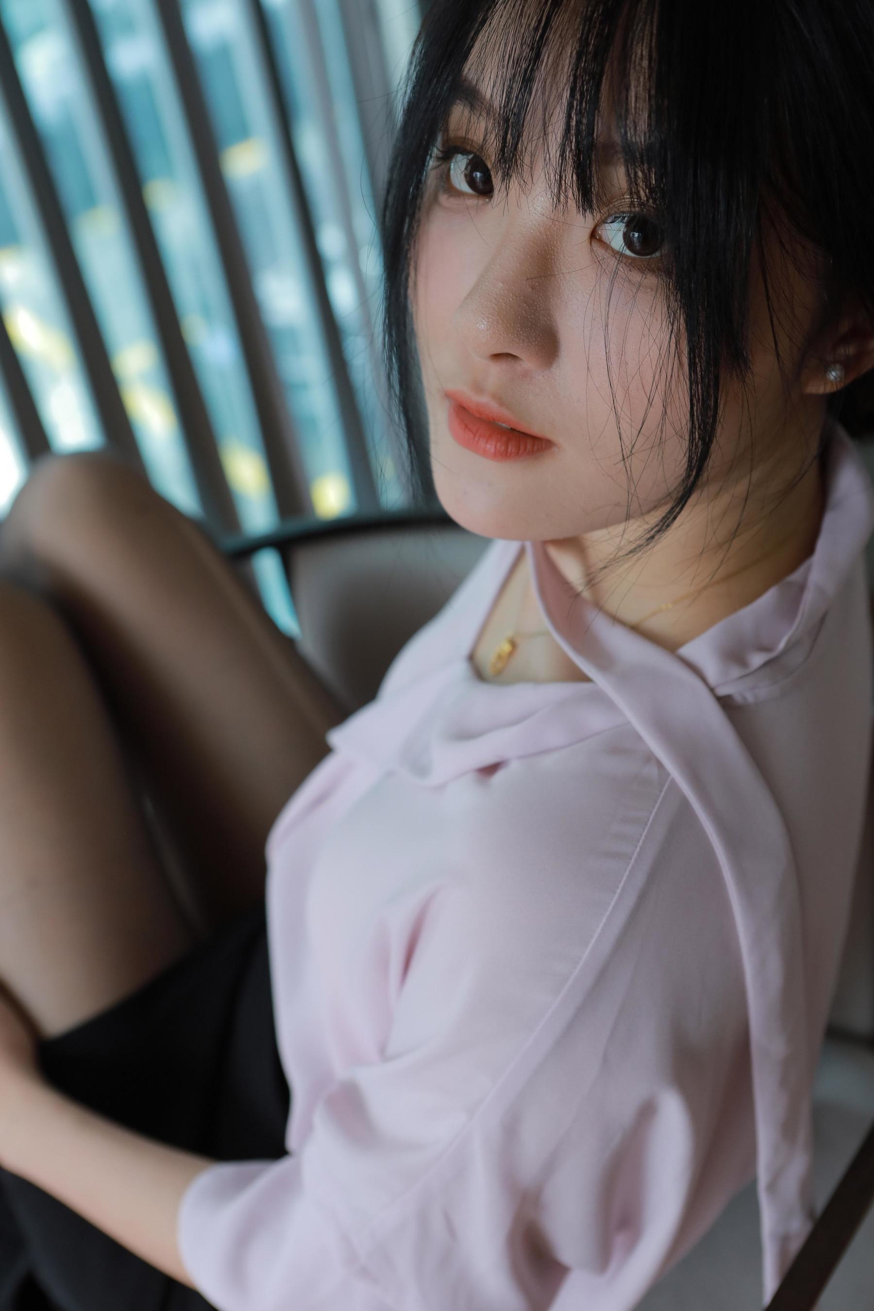 IESS异思趣向 - 模特： 婉萍 《职业黑丝》