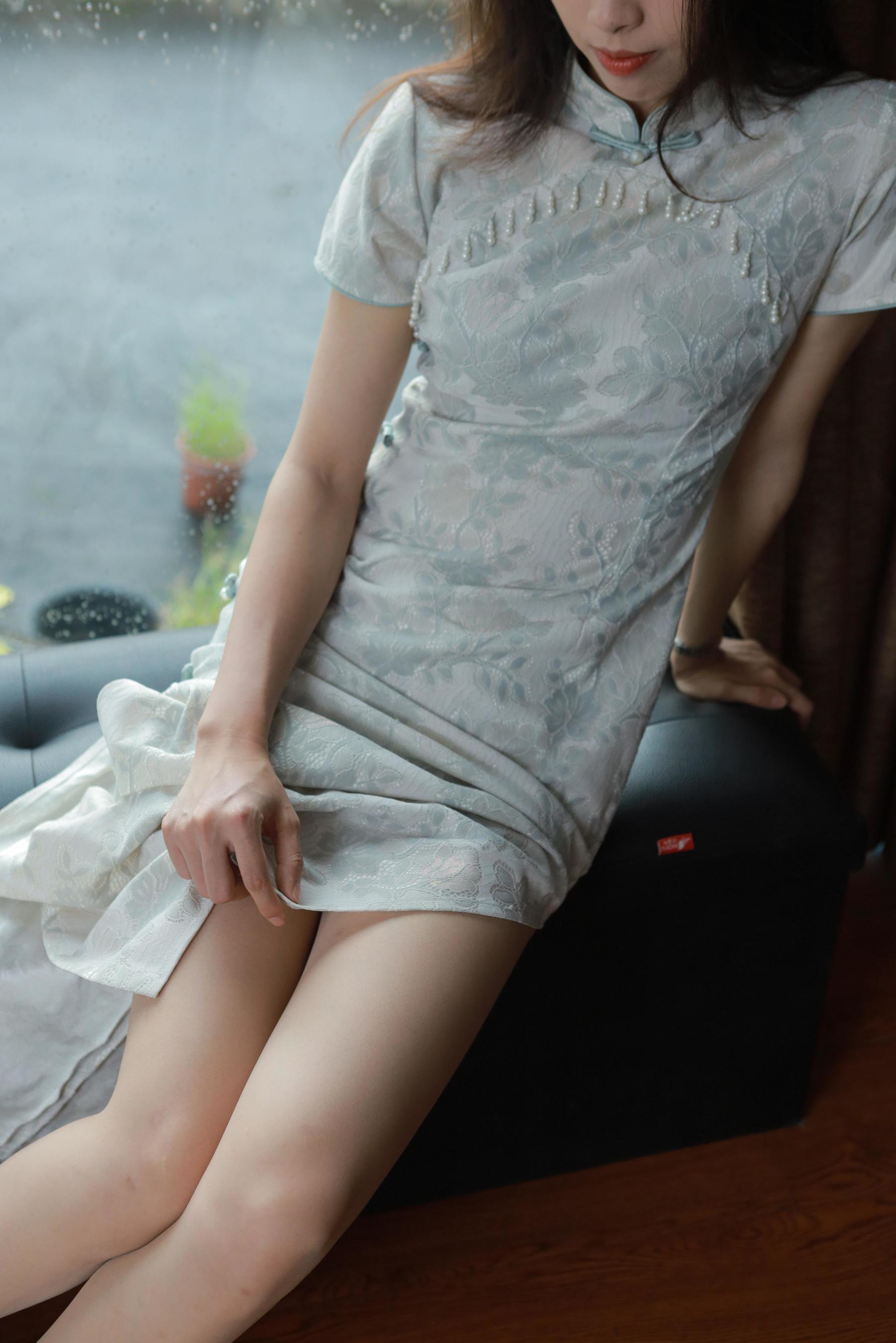 IESS异思趣向 - 模特： 小九 《长腿旗袍（下）》