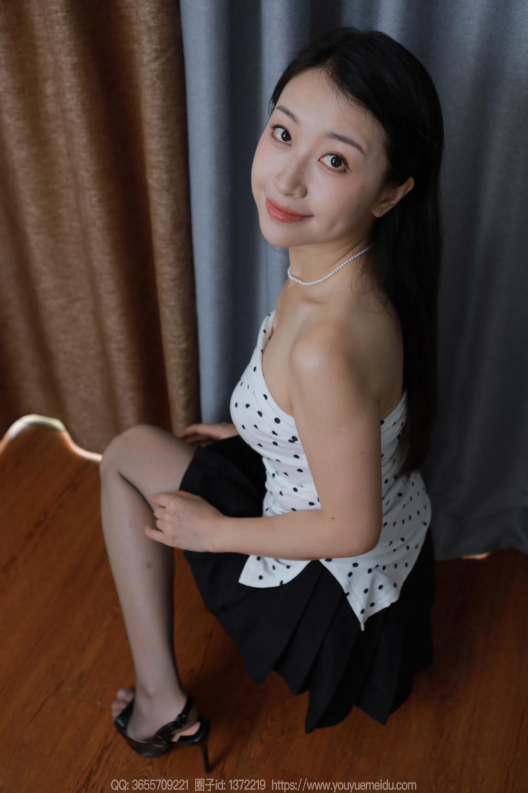 IESS异思趣向 - 模特： 小婕 《波点套装》