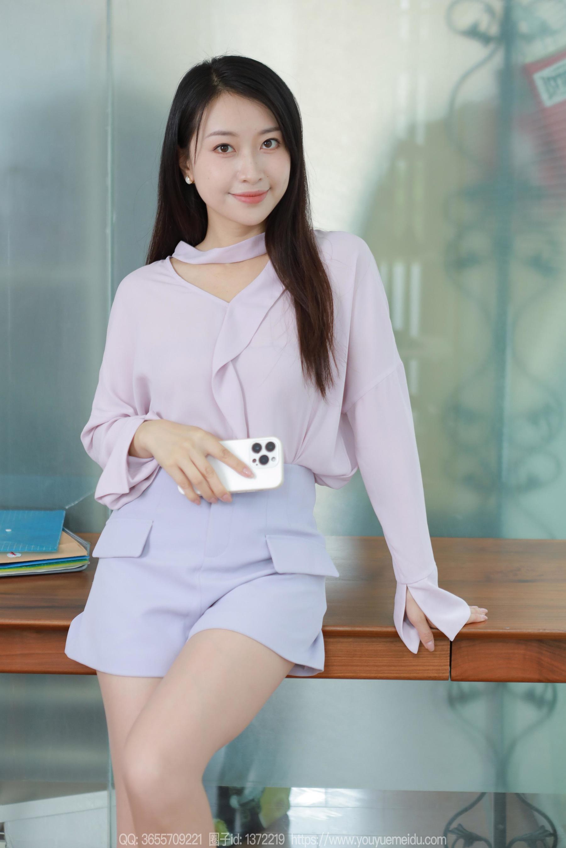 IESS异思趣向 - 模特： 小婕 《淡淡紫色》