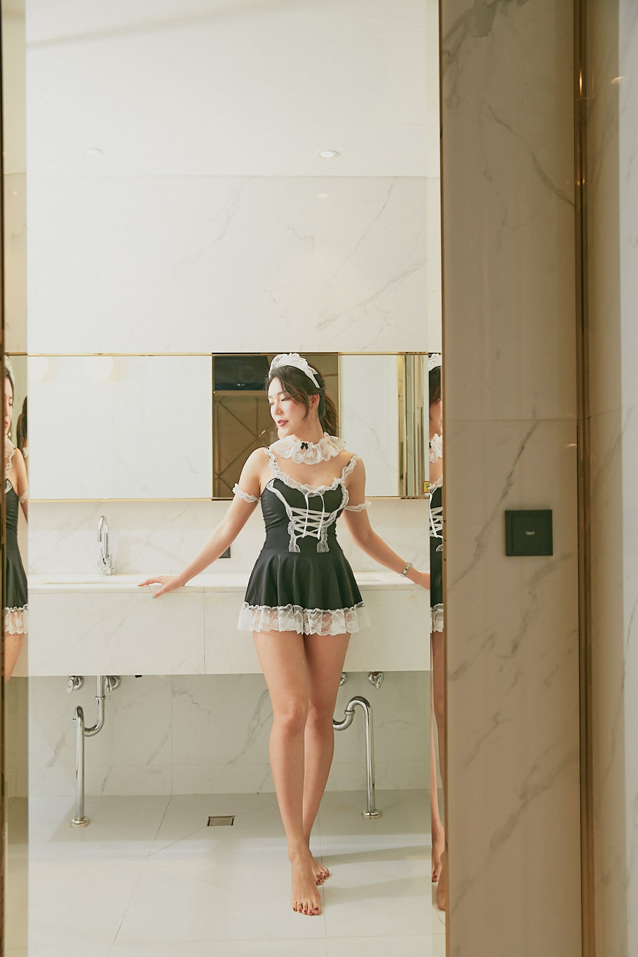 MINI #6 Your maid