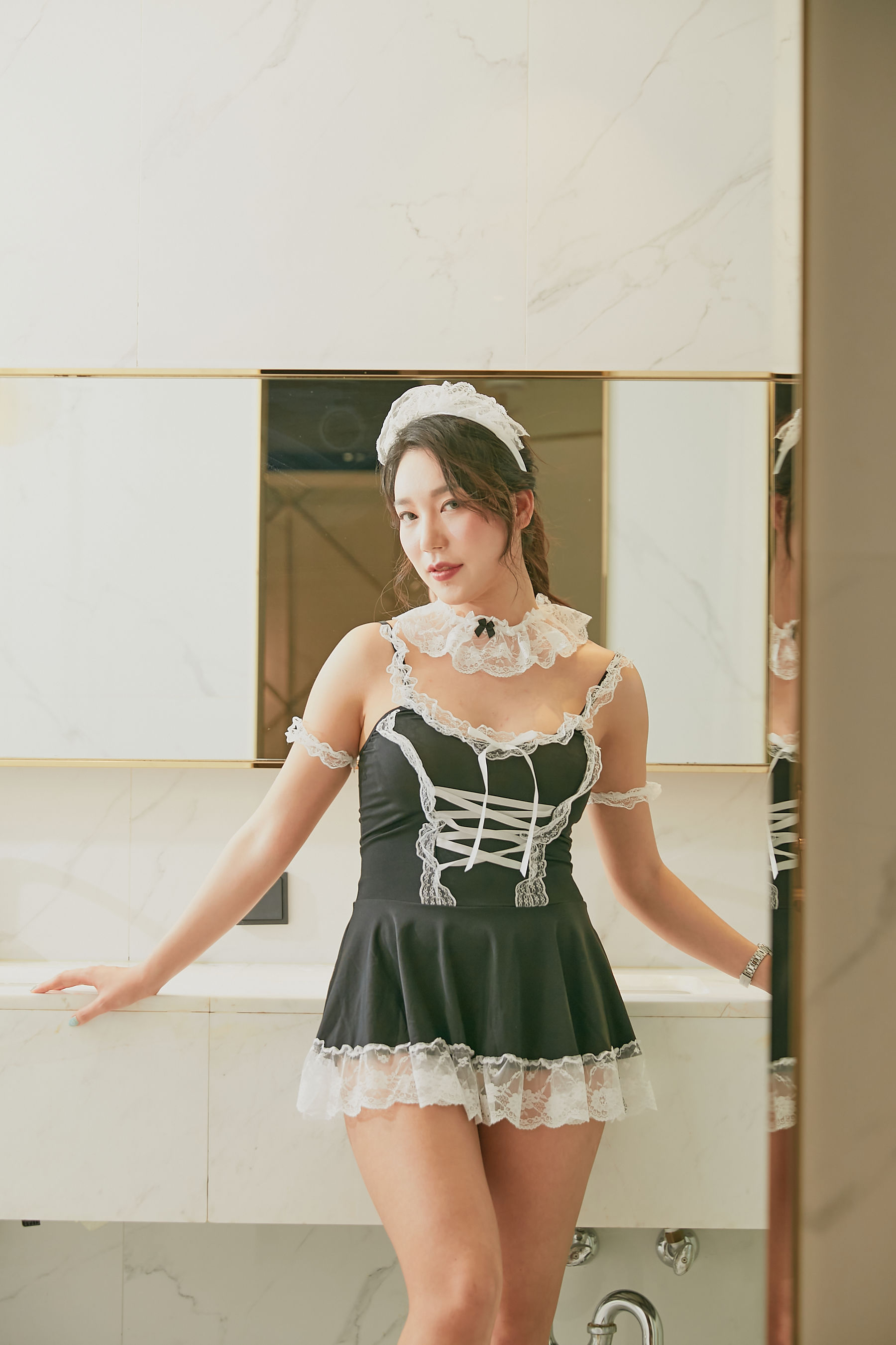 MINI #6 Your maid