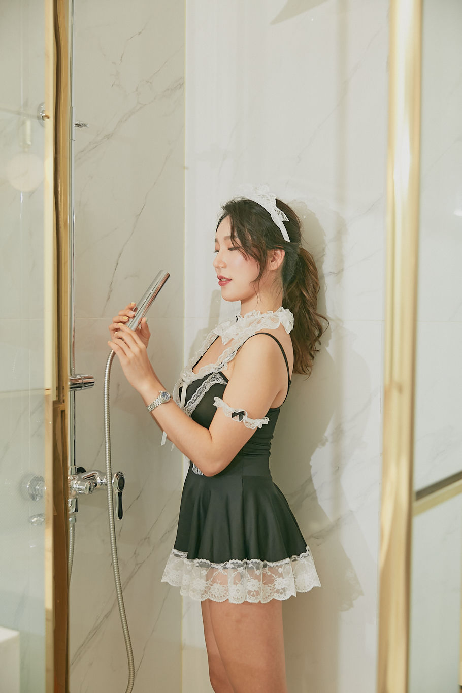 MINI #6 Your maid