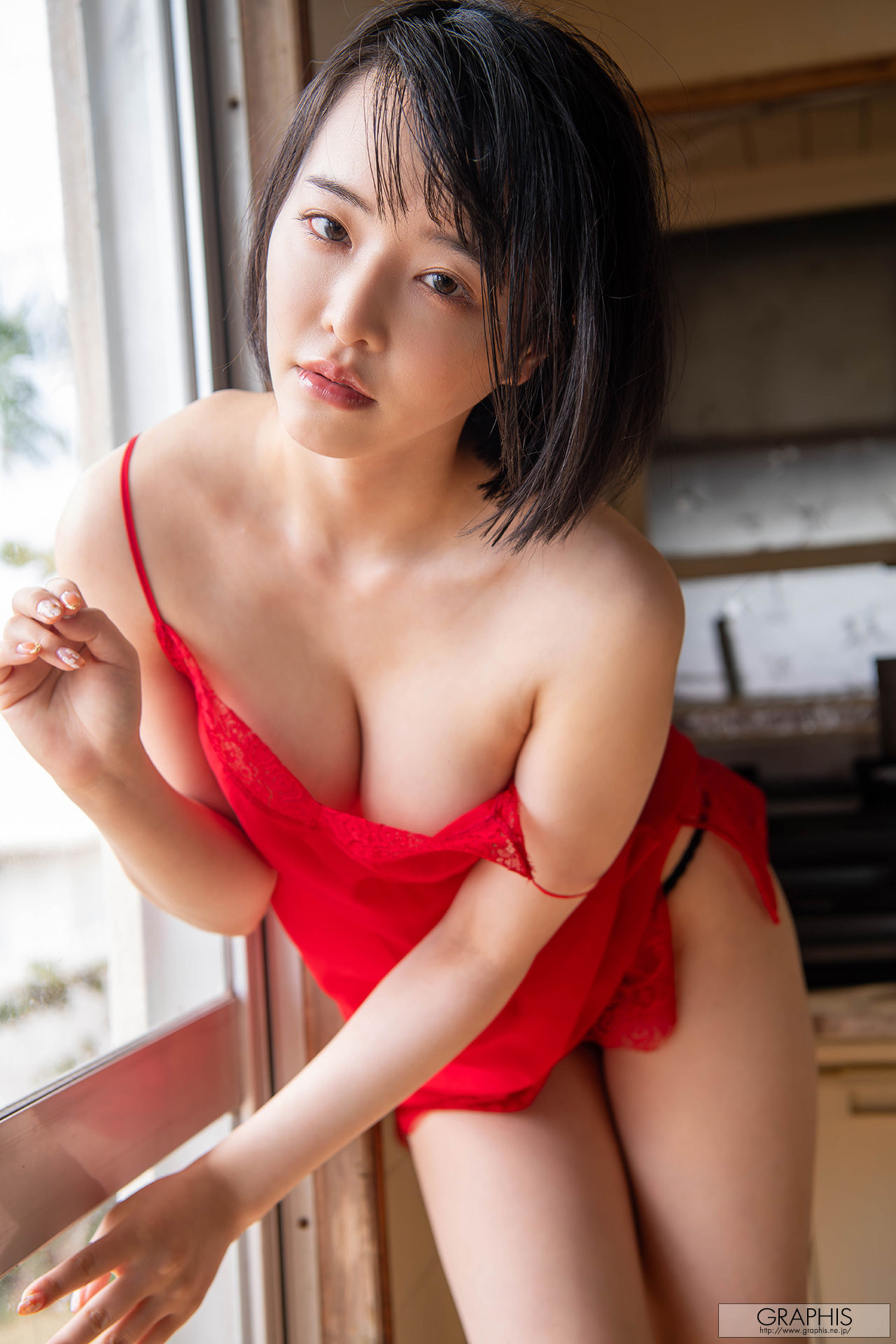 [Graphis] 2024.07 每日一枚 Tsubaki Sannomiya 三宮つばき
