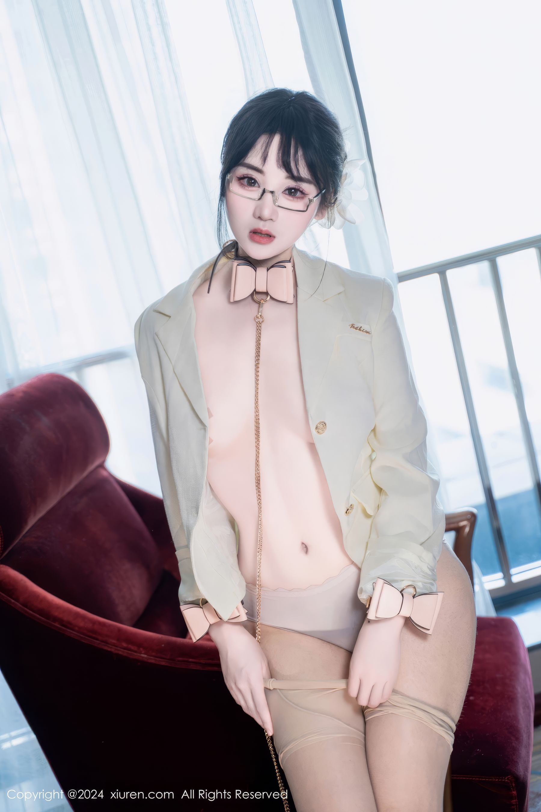 [秀人XiuRen] 2024.06.18 No.8717 汐汐爱吃草莓