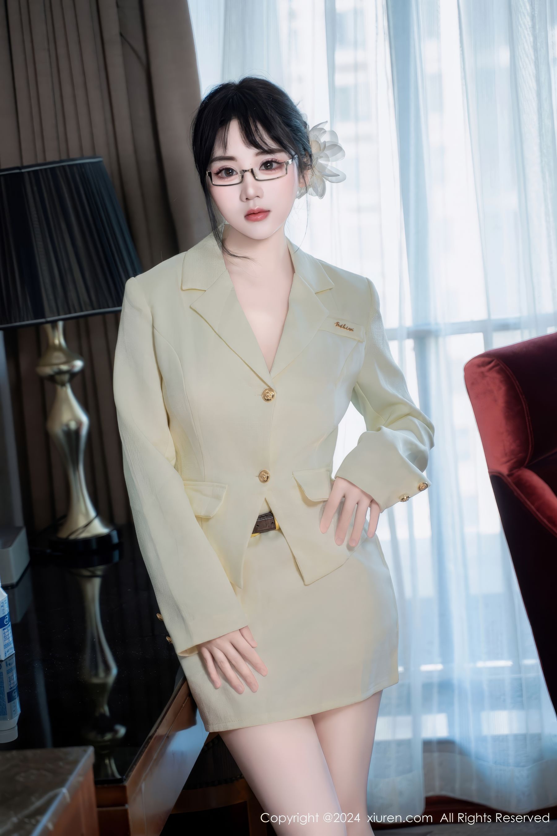 [秀人XiuRen] 2024.06.18 No.8717 汐汐爱吃草莓