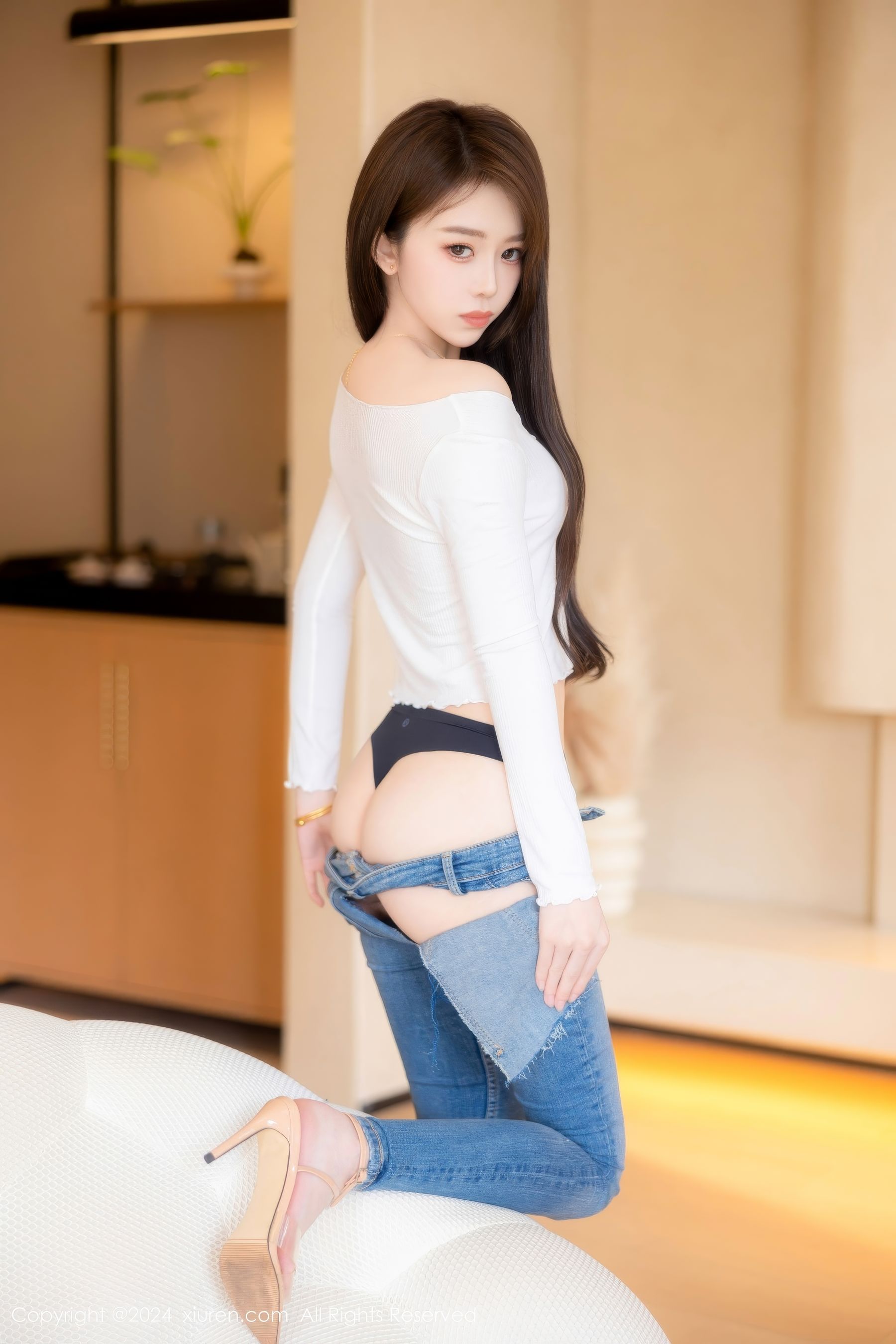 [秀人XiuRen] 2024.06.21 No.8740 奶瓶