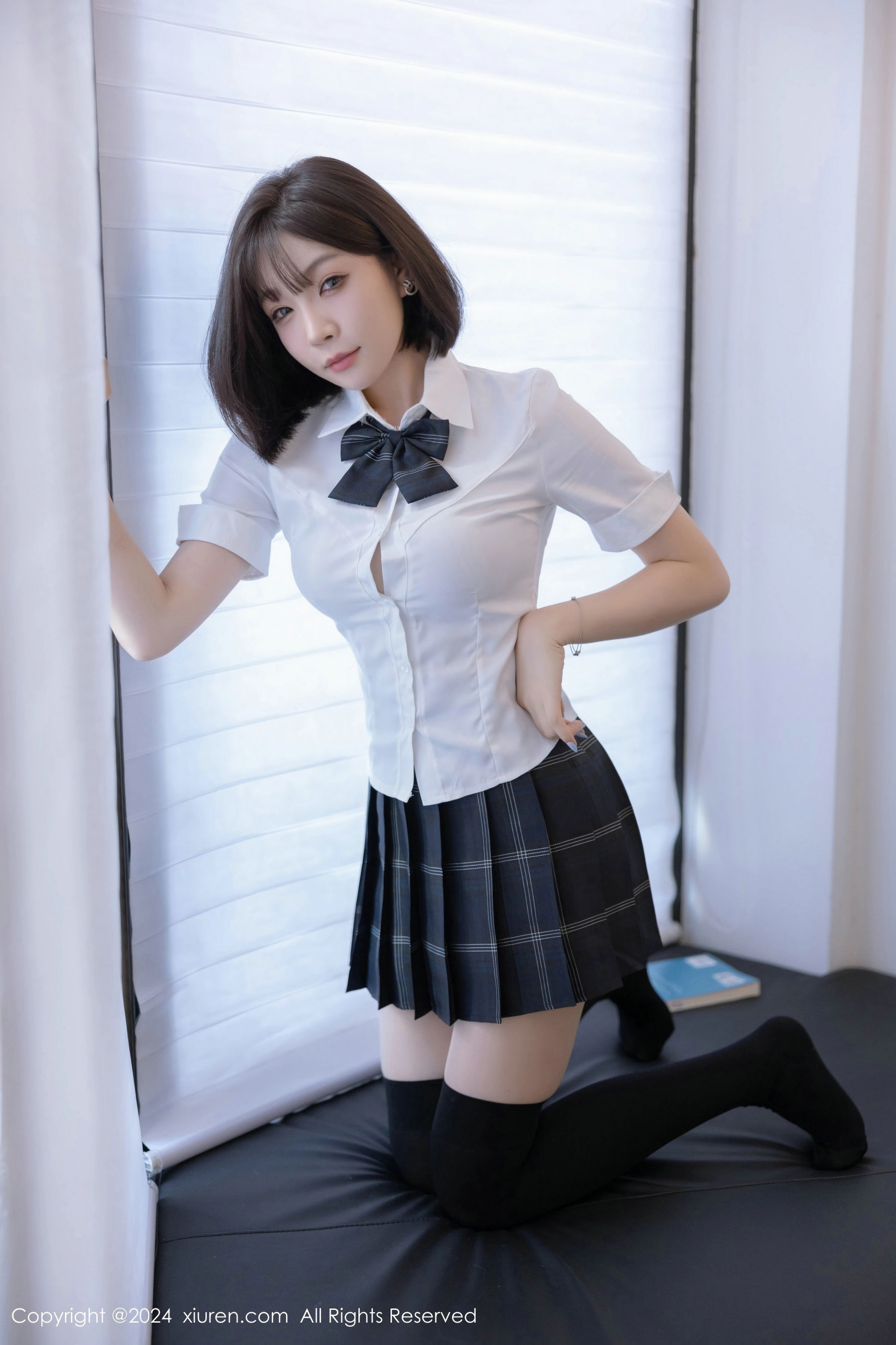 [秀人XiuRen] 2024.07.01 No.8785 徐莉芝Booty