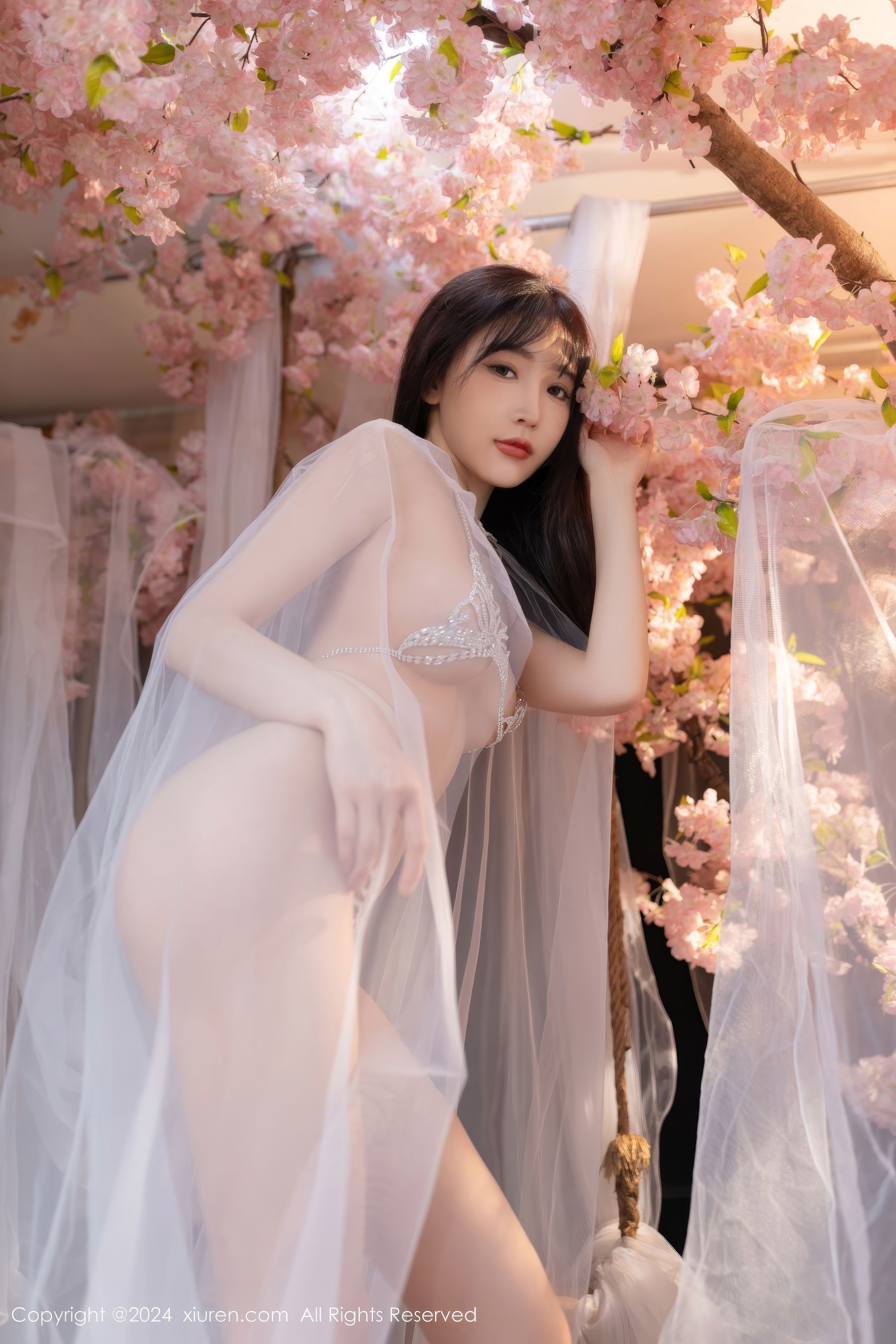 [秀人XiuRen] 2024.07.04 No.8807 陆萱萱