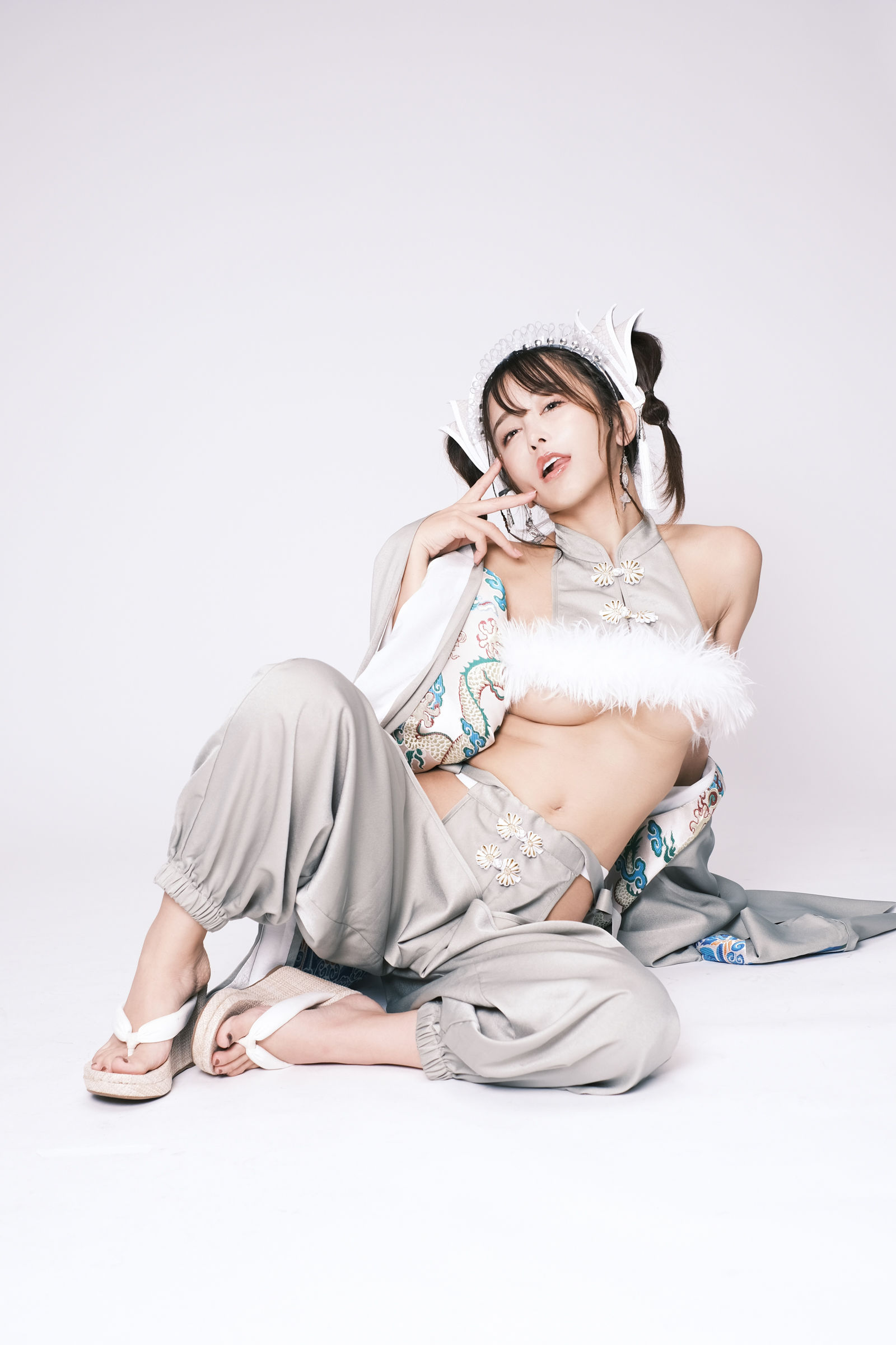 いくみ – (193iKkyu3) [Fantia] [2024.01.14] Year of the Dragon