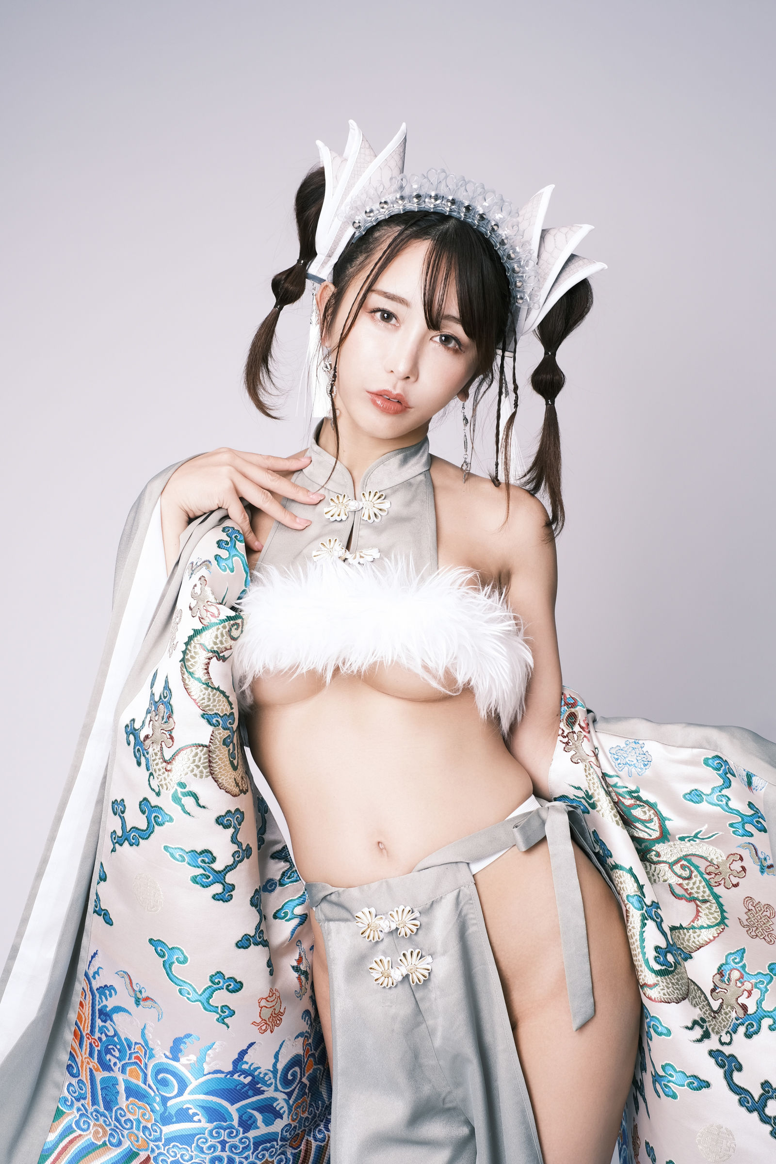 いくみ – (193iKkyu3) [Fantia] [2024.01.14] Year of the Dragon