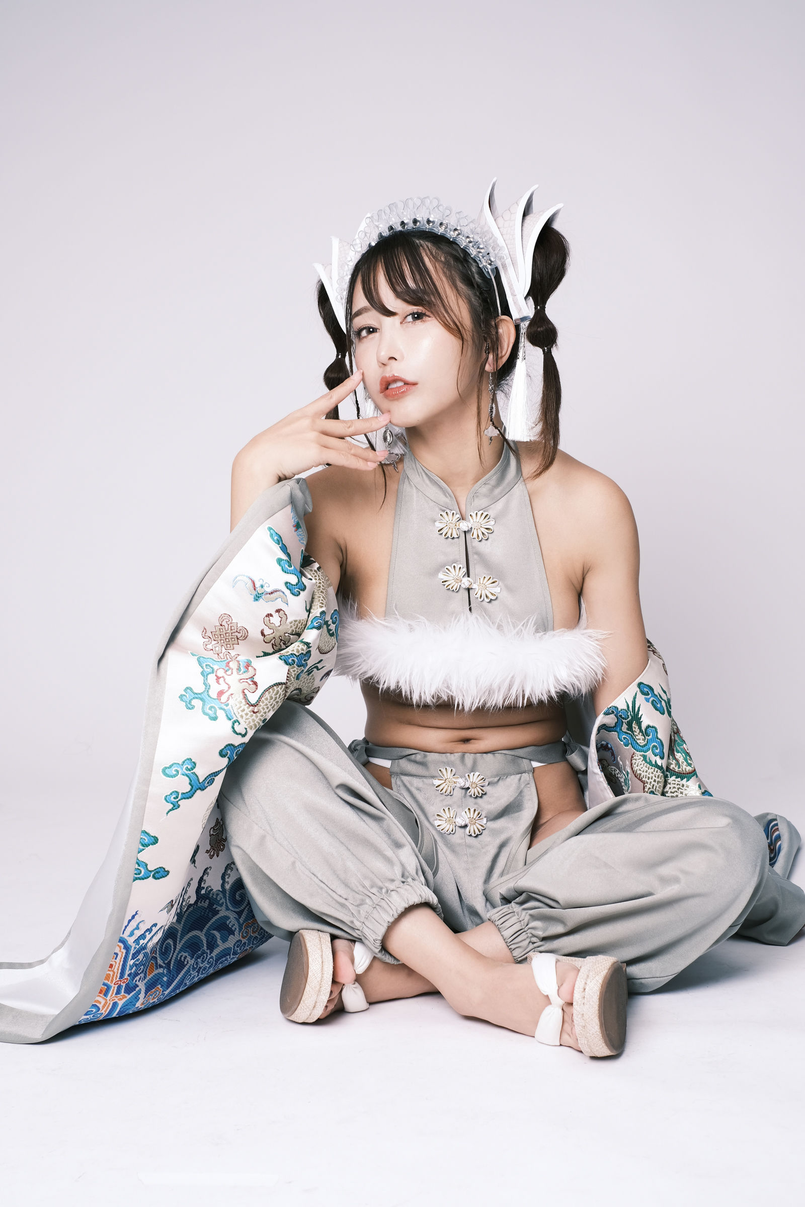 いくみ – (193iKkyu3) [Fantia] [2024.01.14] Year of the Dragon
