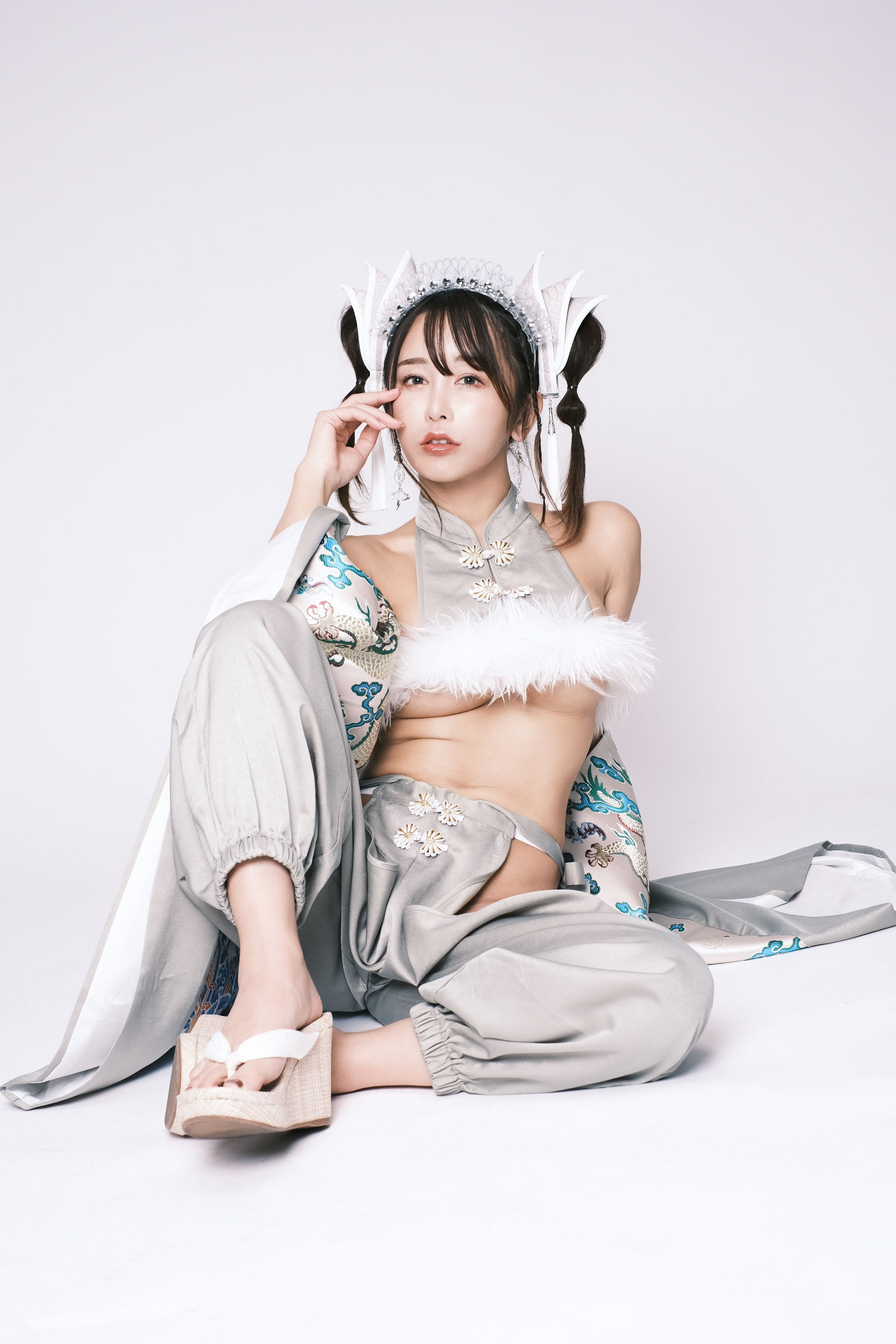 いくみ – (193iKkyu3) [Fantia] [2024.01.14] Year of the Dragon