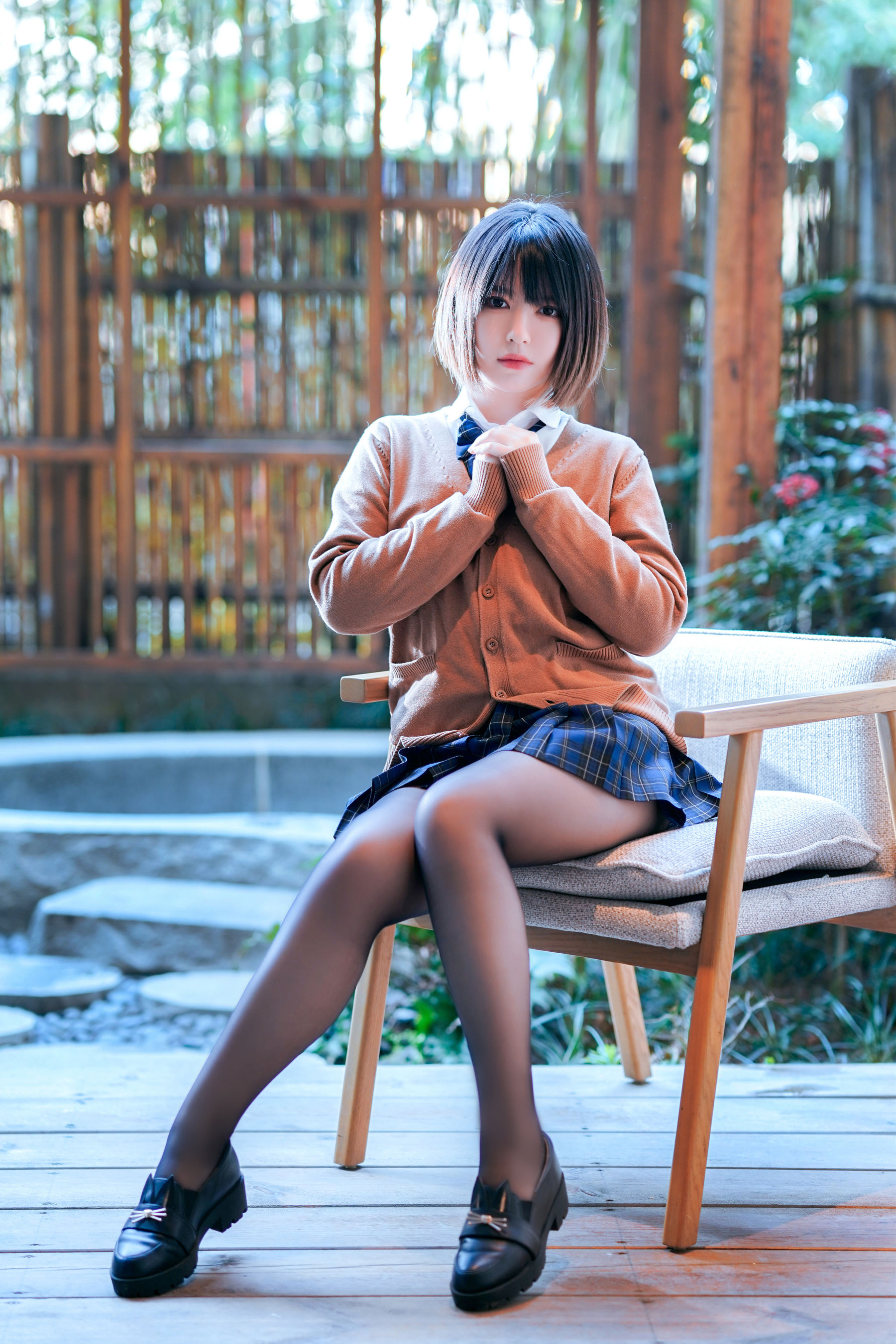 半半子 - 彼女の制服