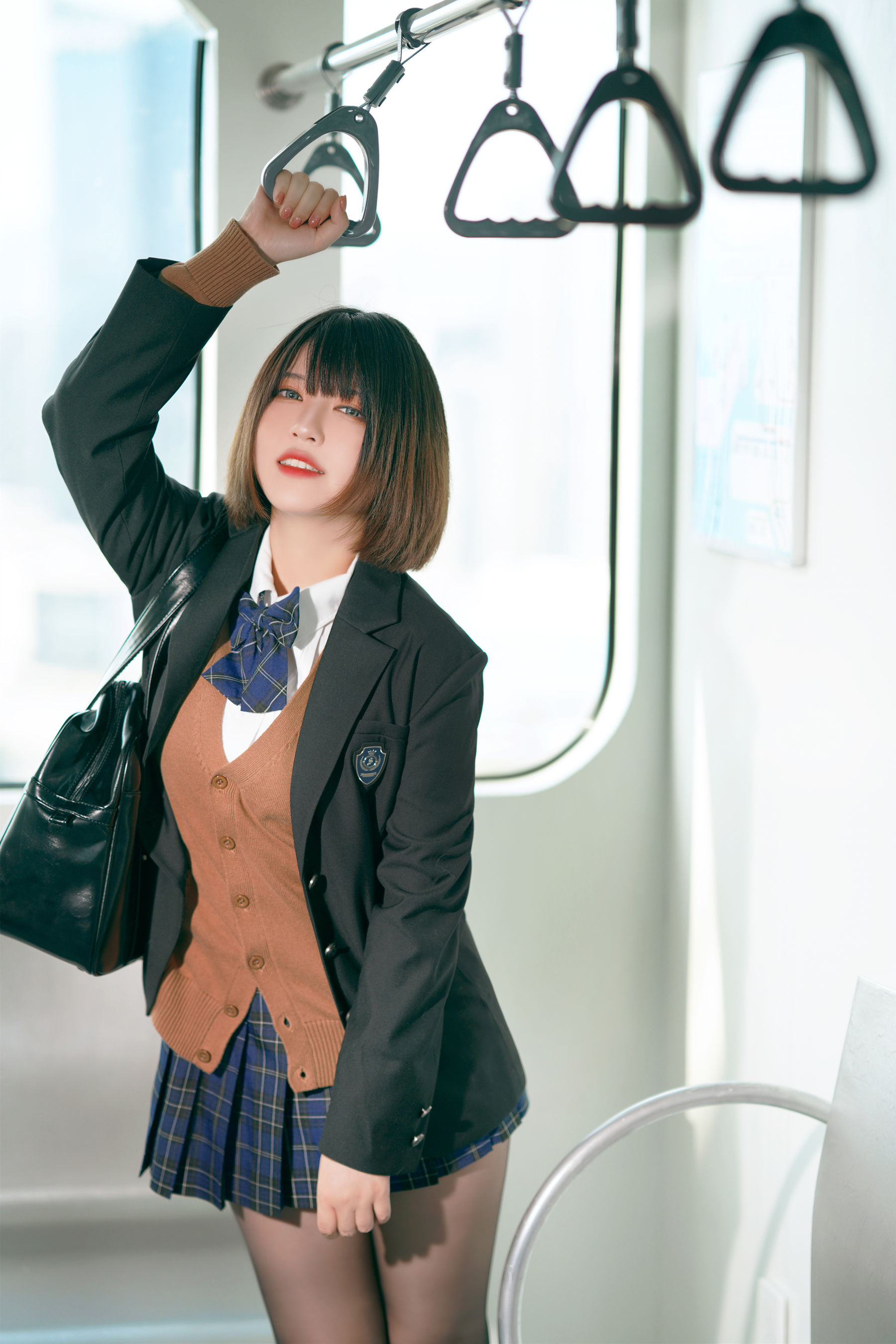 半半子 - 彼女の制服