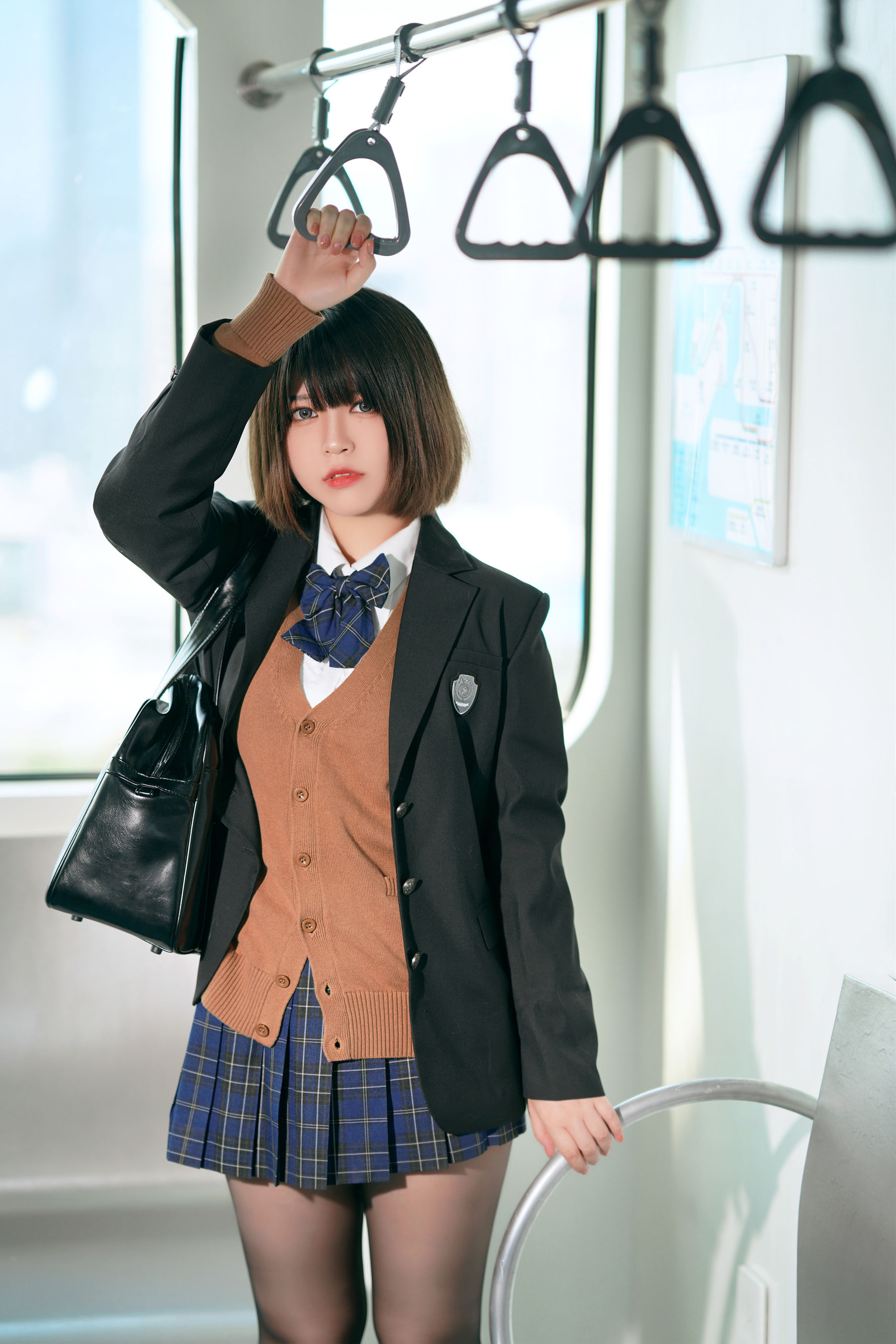 半半子 - 彼女の制服