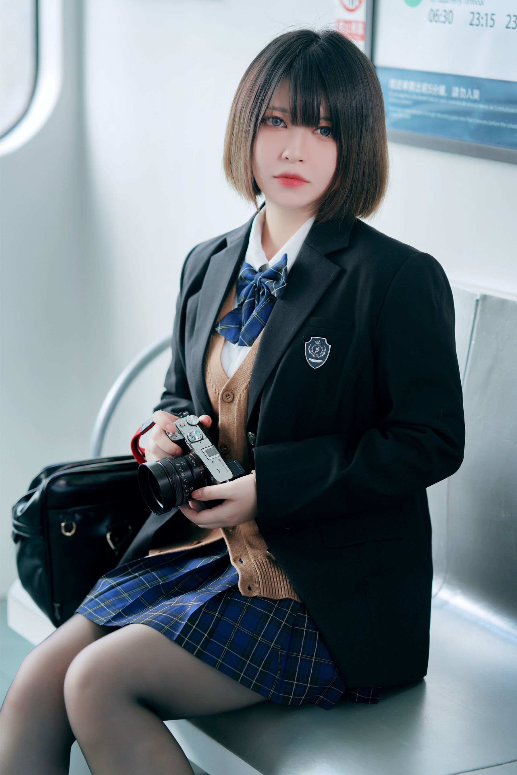半半子 - 彼女の制服