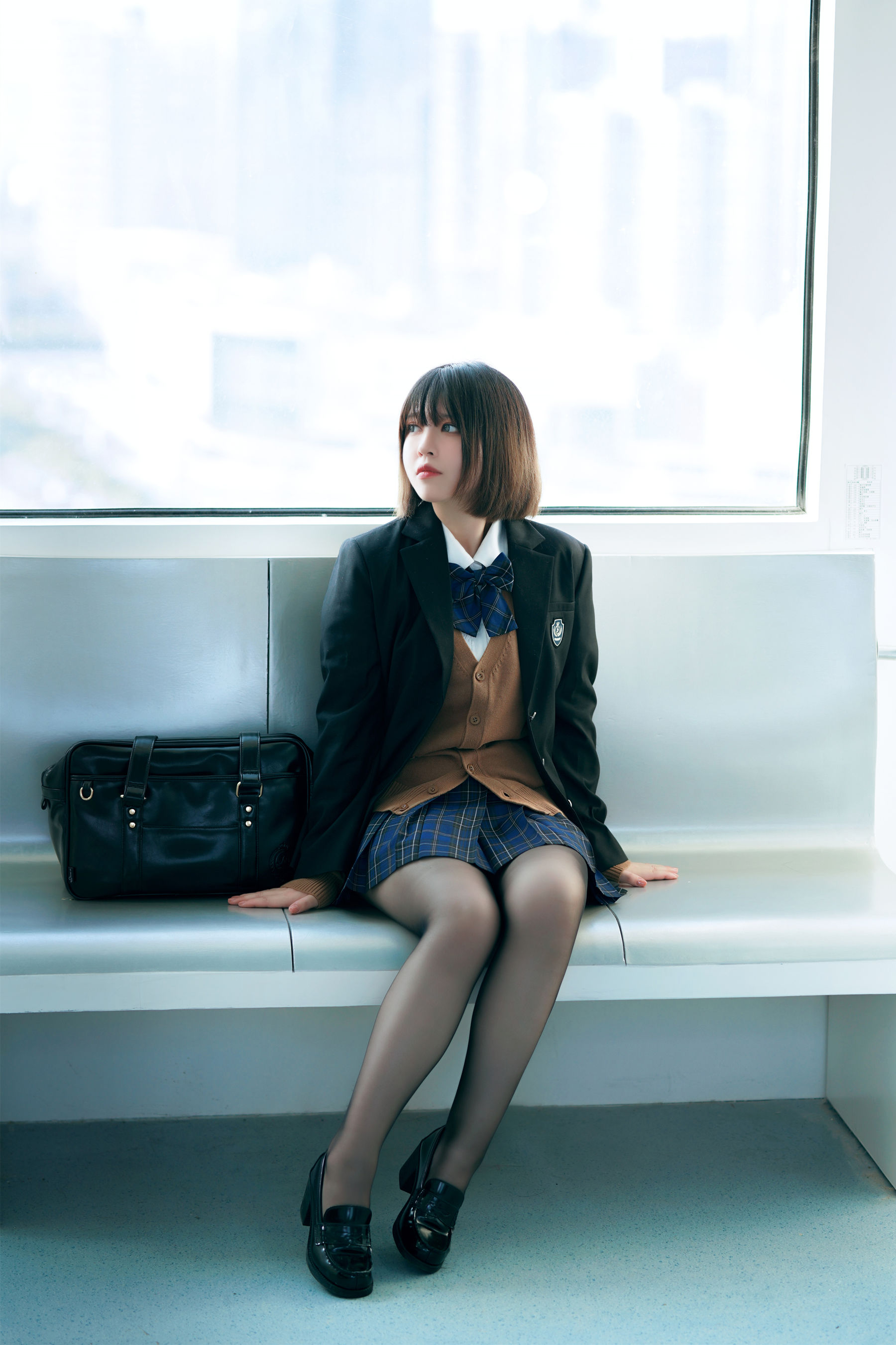 半半子 - 彼女の制服