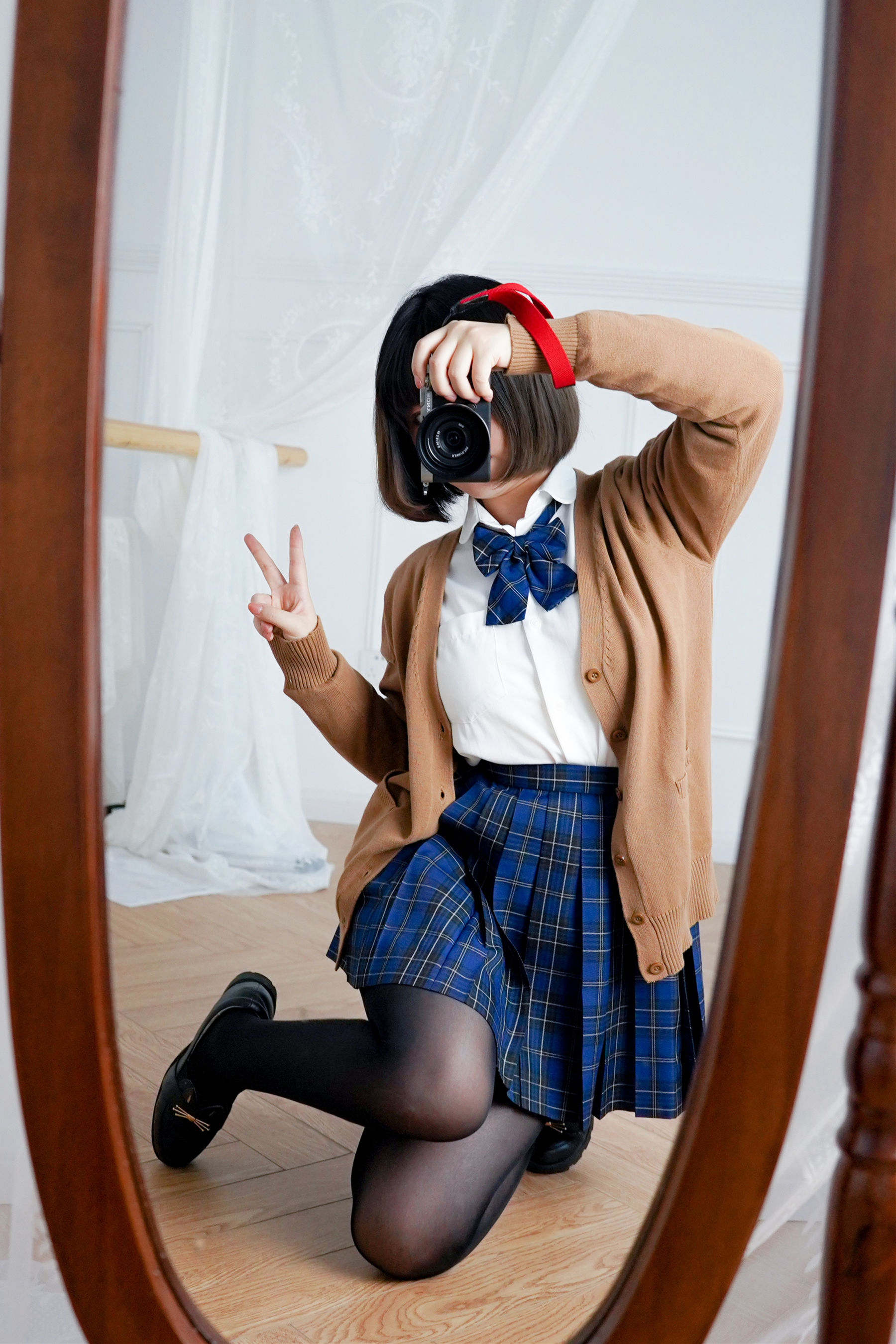半半子 - 彼女の制服