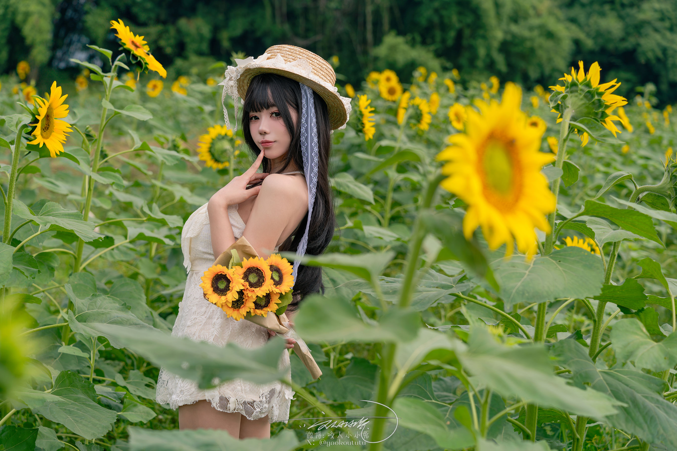 咬一口兔娘 - 夏の葵