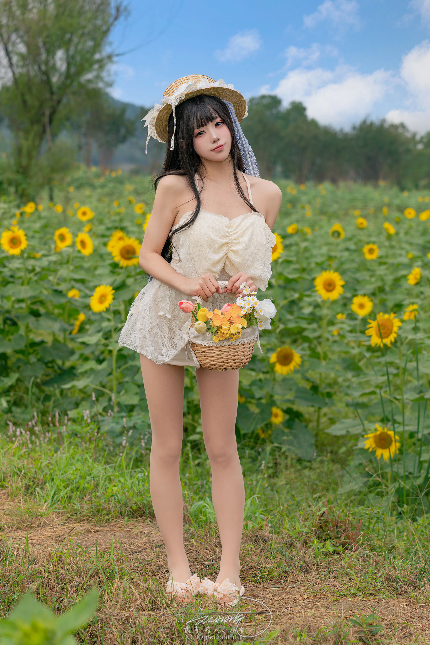 咬一口兔娘 - 夏の葵