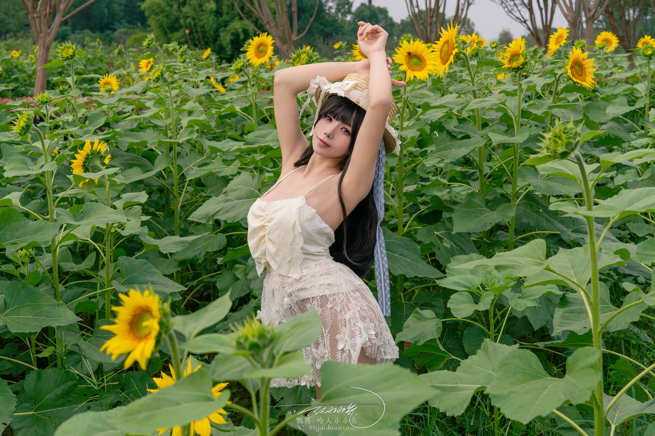 咬一口兔娘 - 夏の葵