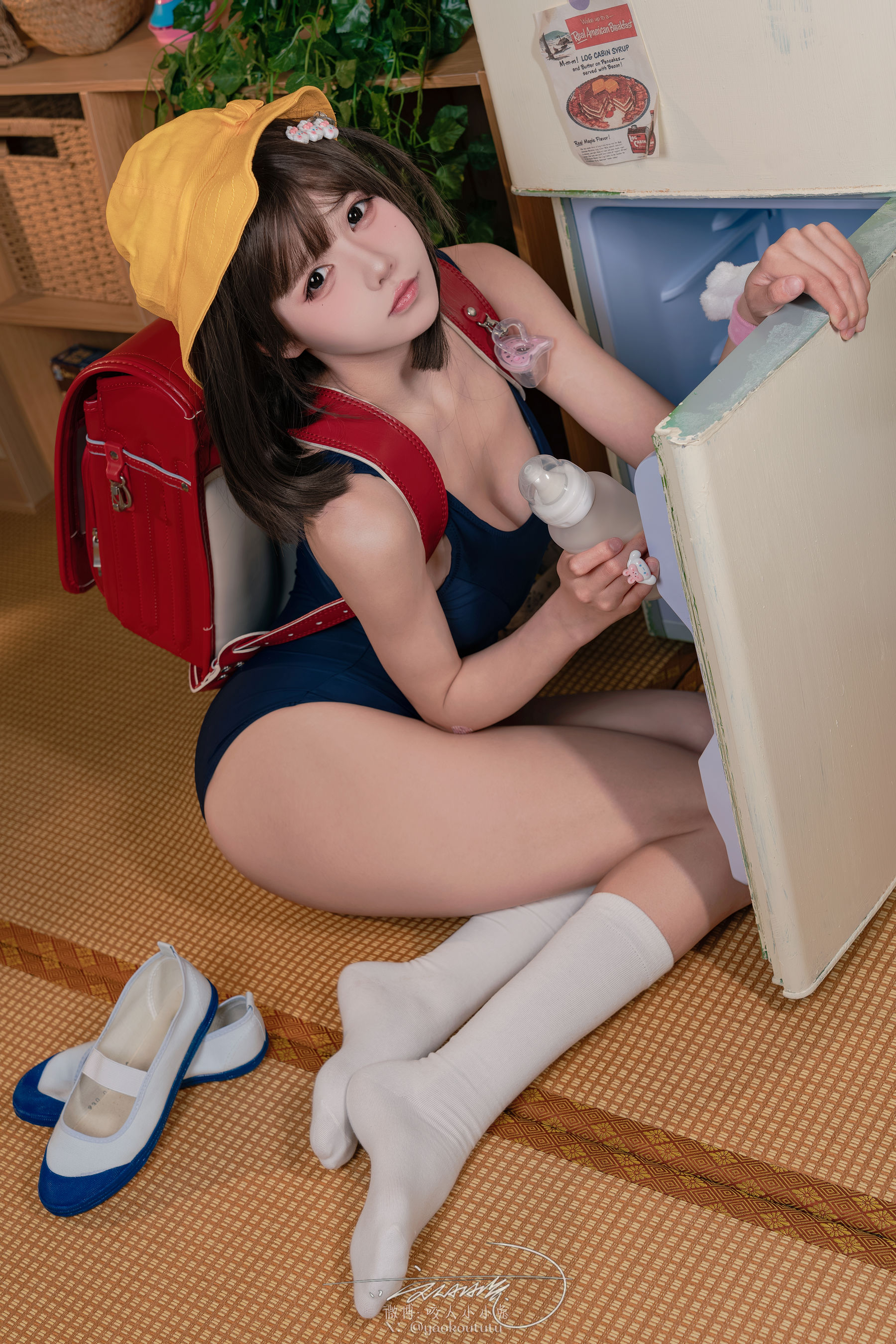 咬一口兔娘 - 奶嘴死库水