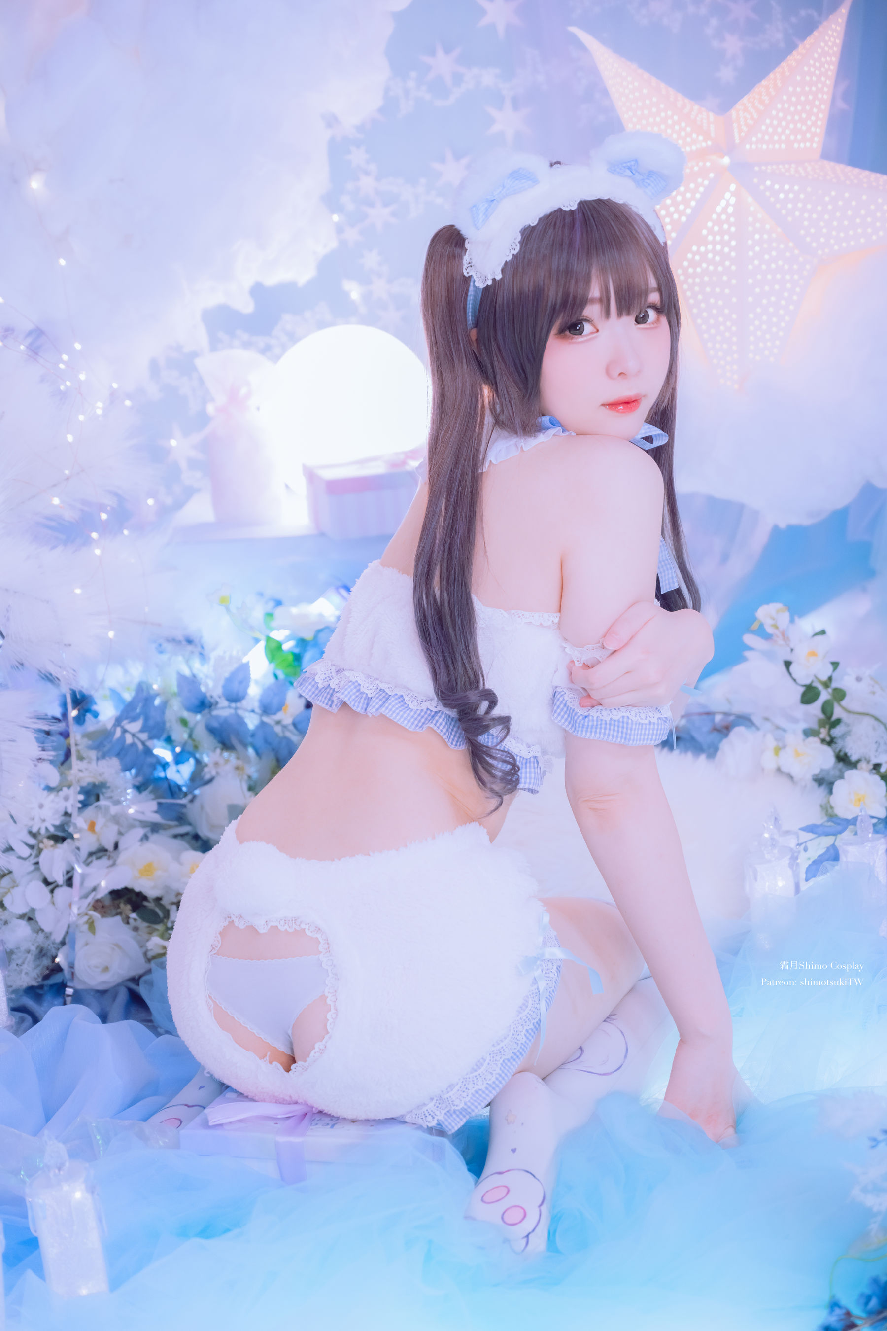 微博妹纸霜月shimo - White Bear