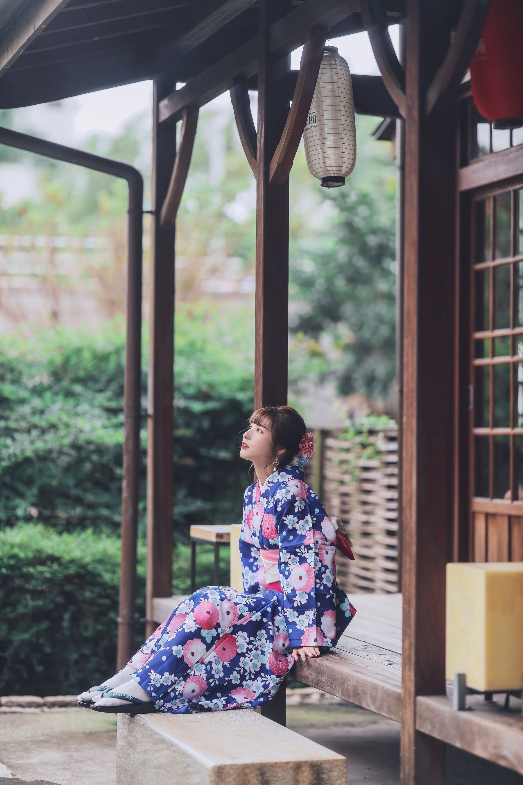 泥泥汝 - 神社巫女