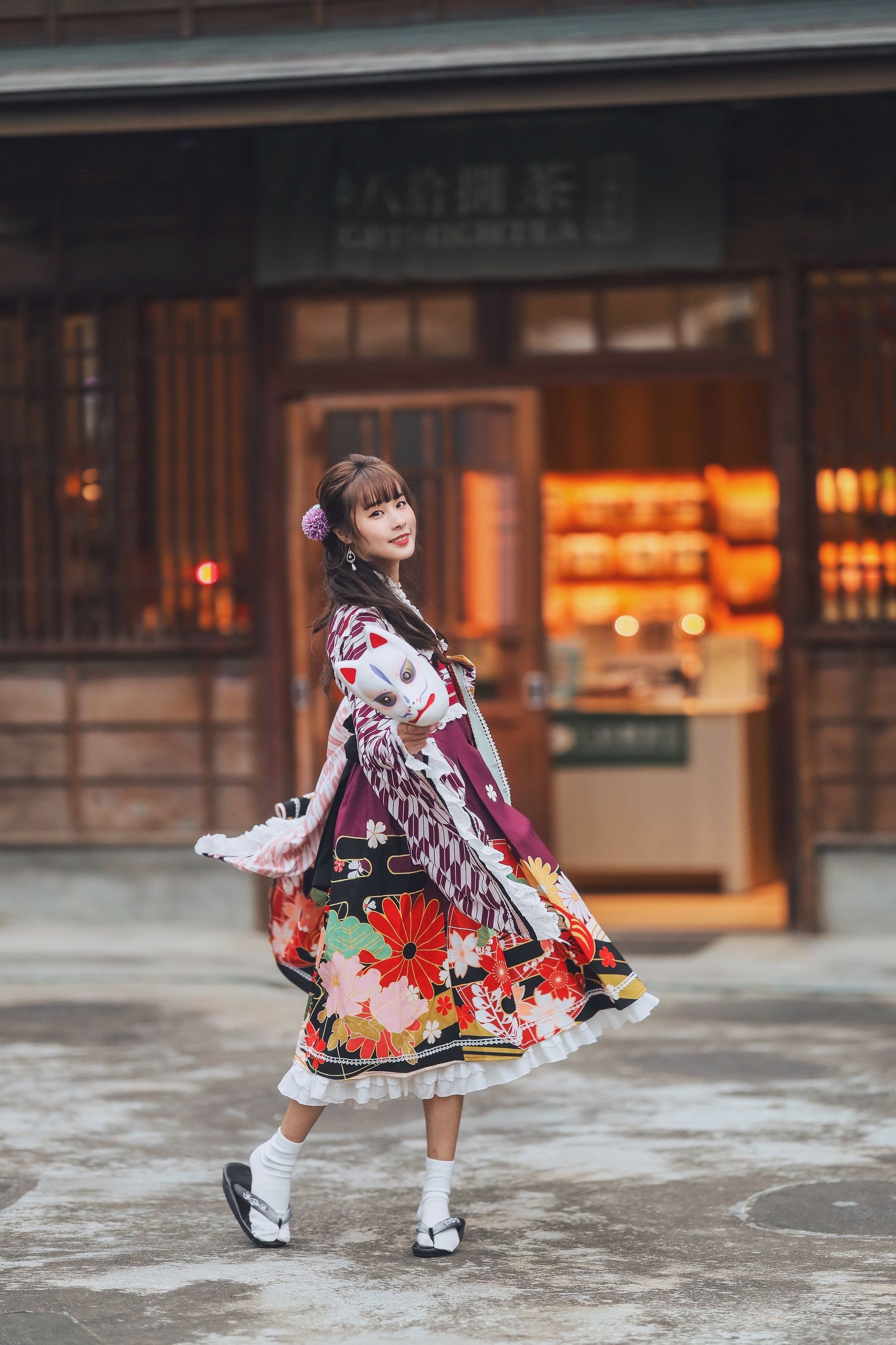 泥泥汝 - 神社巫女