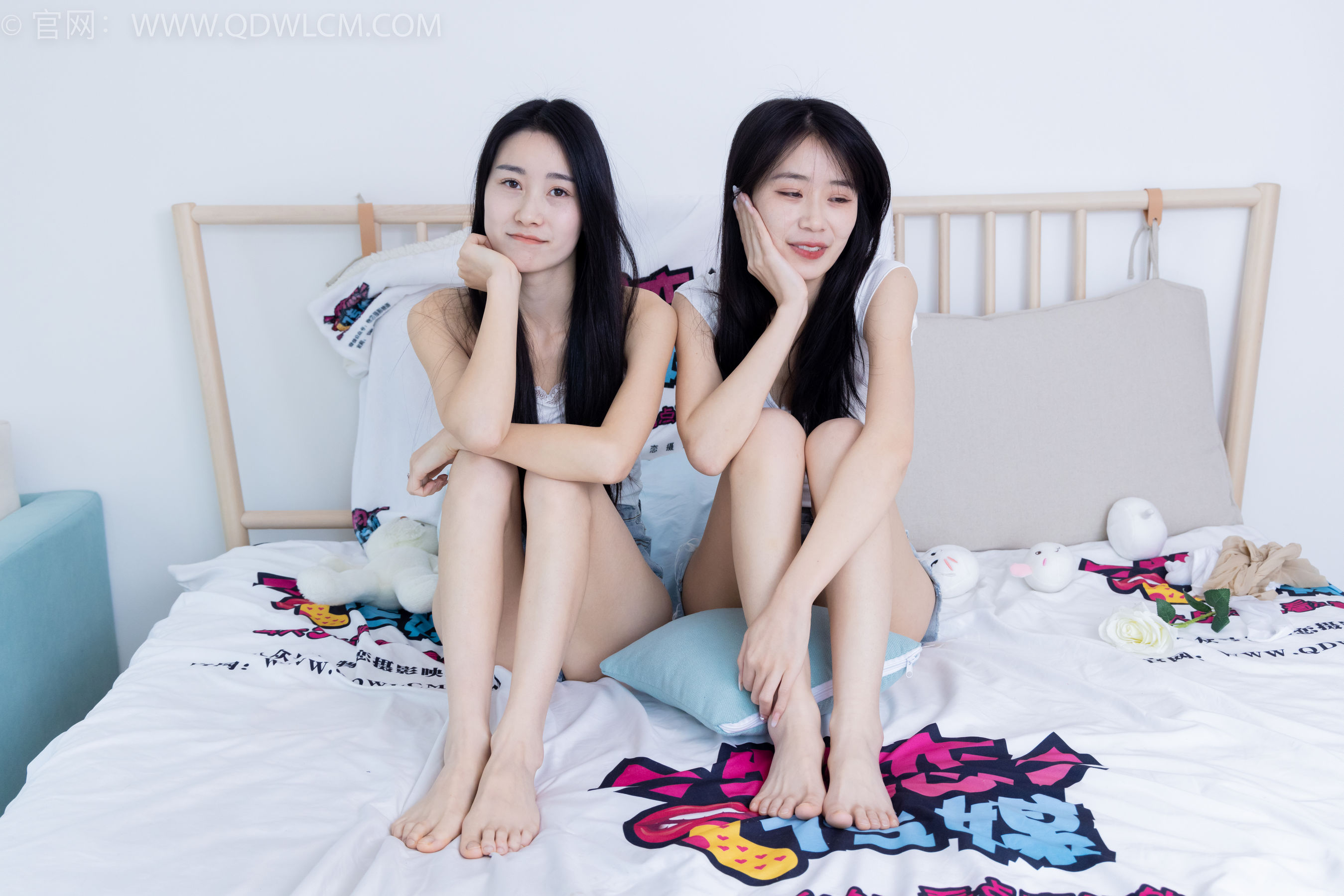 物恋传媒 No.2003 果汁&菜菜 -纯白记忆