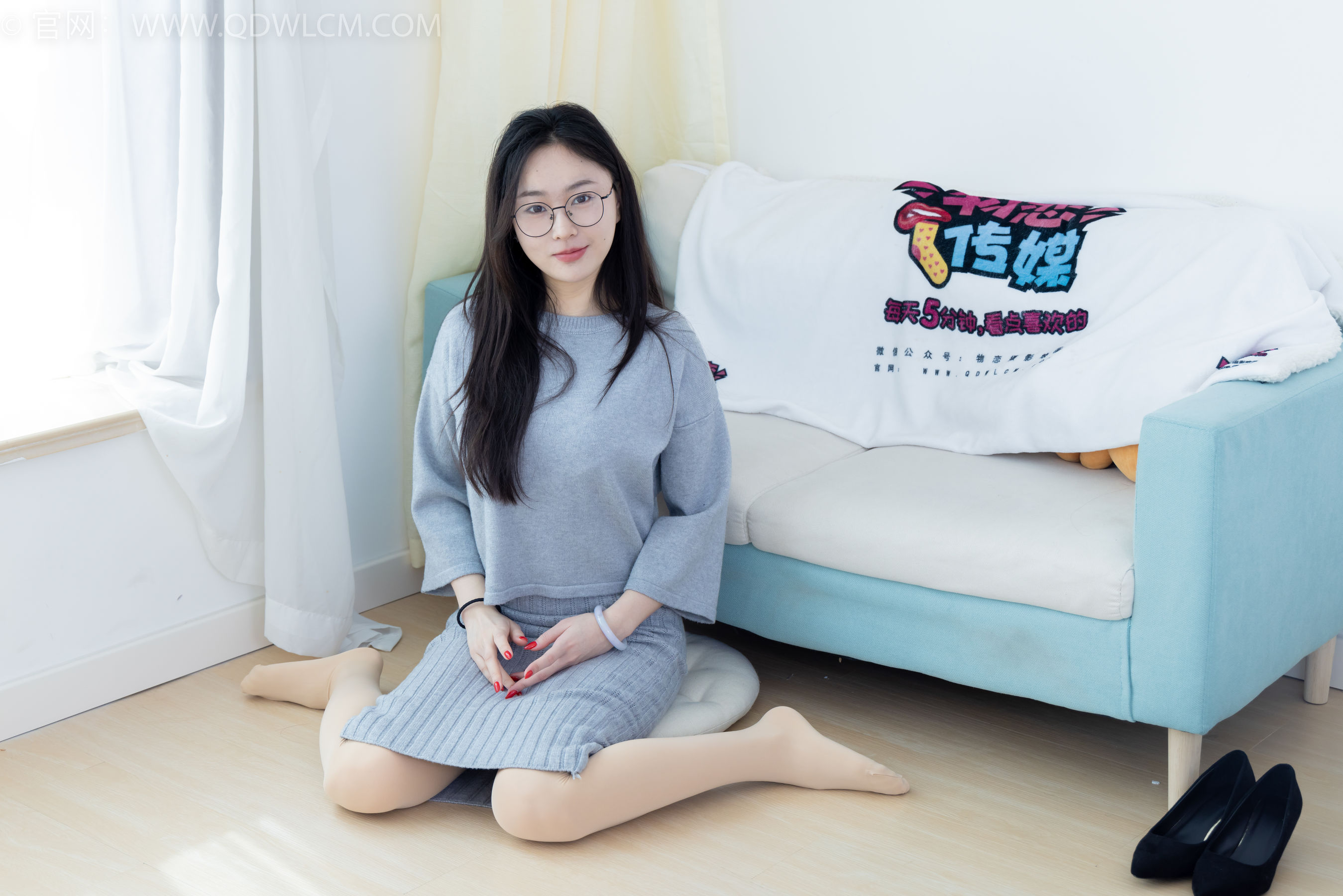 物恋传媒 No.2034 美兔 -沉溺悲伤