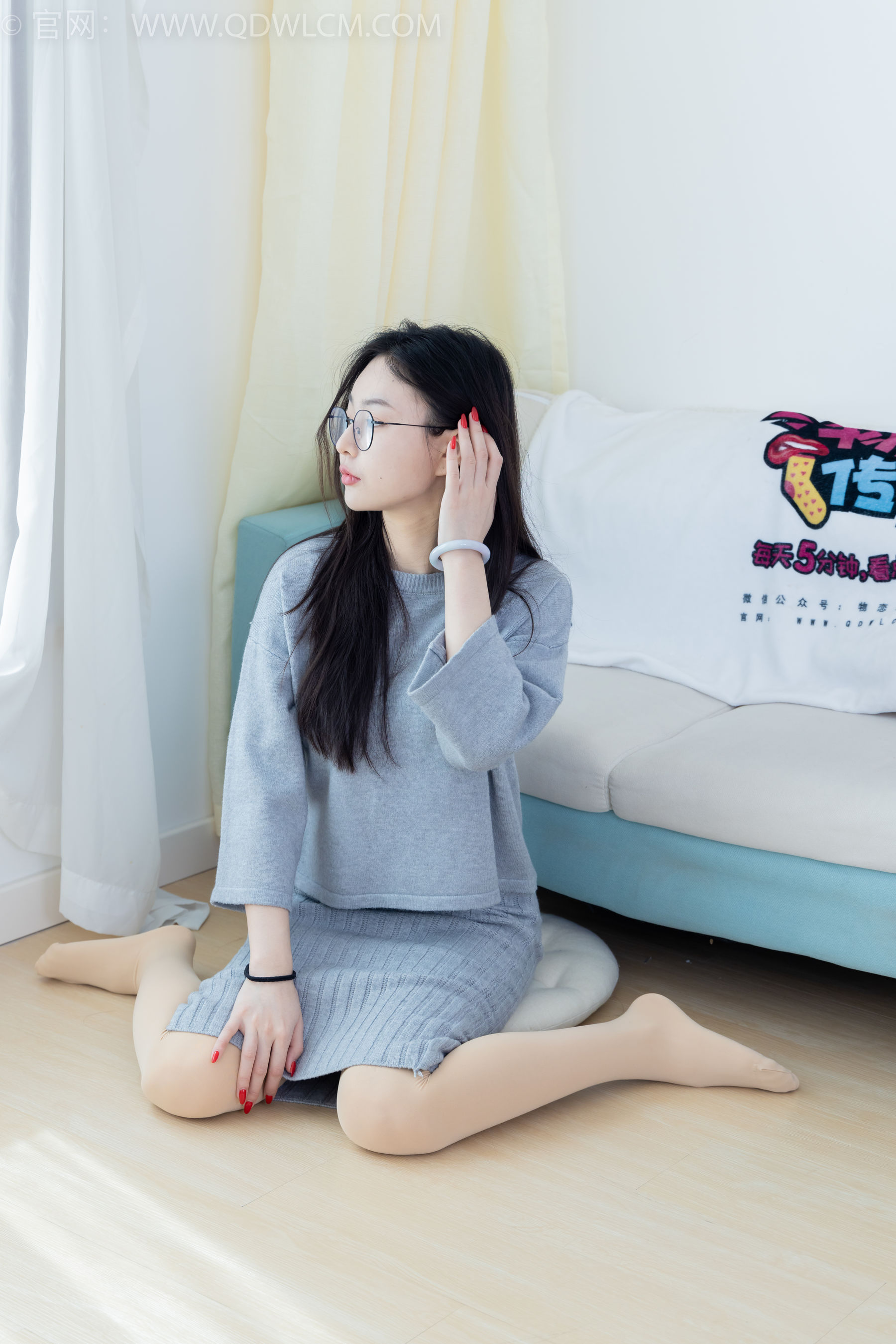 物恋传媒 No.2034 美兔 -沉溺悲伤