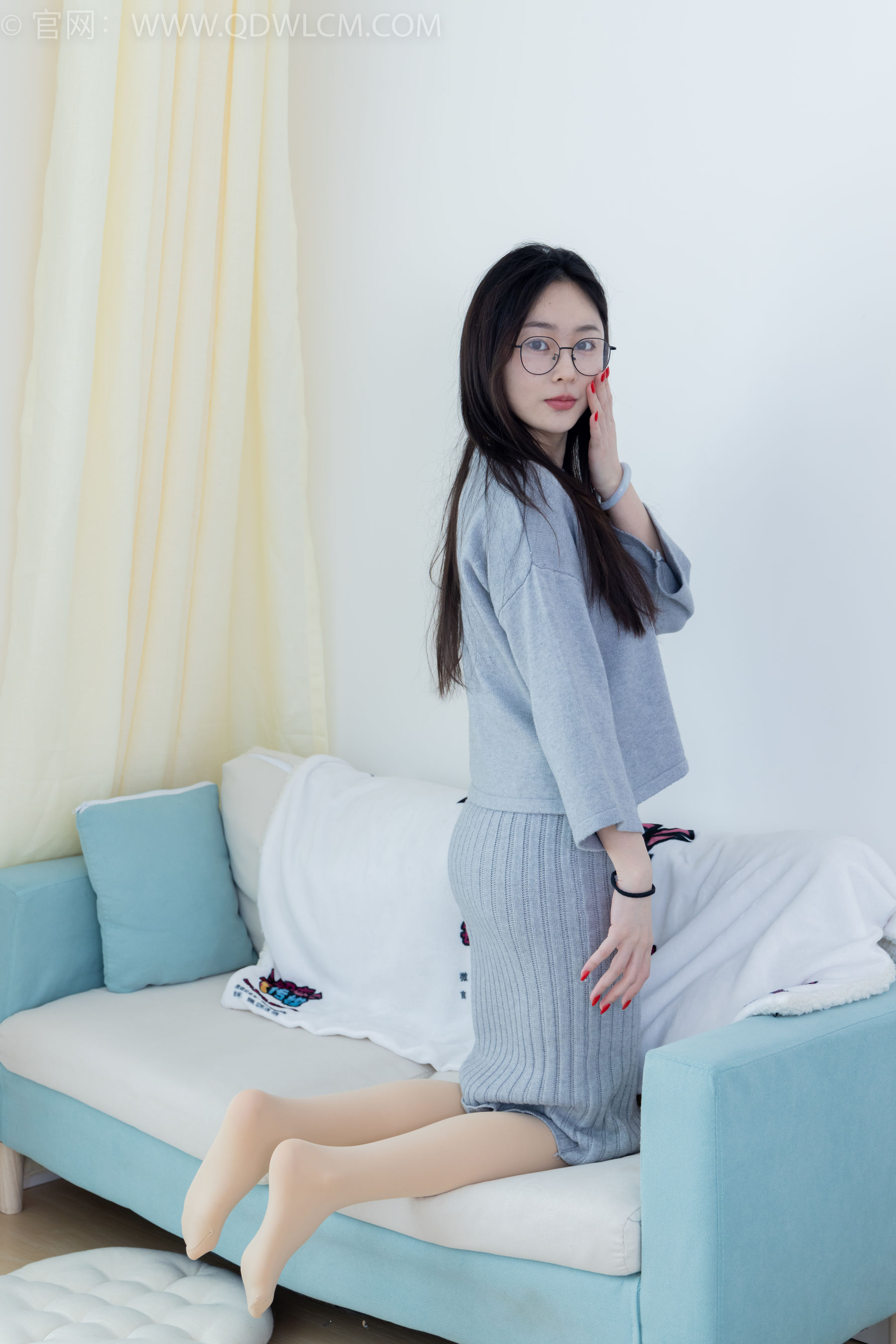 物恋传媒 No.2034 美兔 -沉溺悲伤