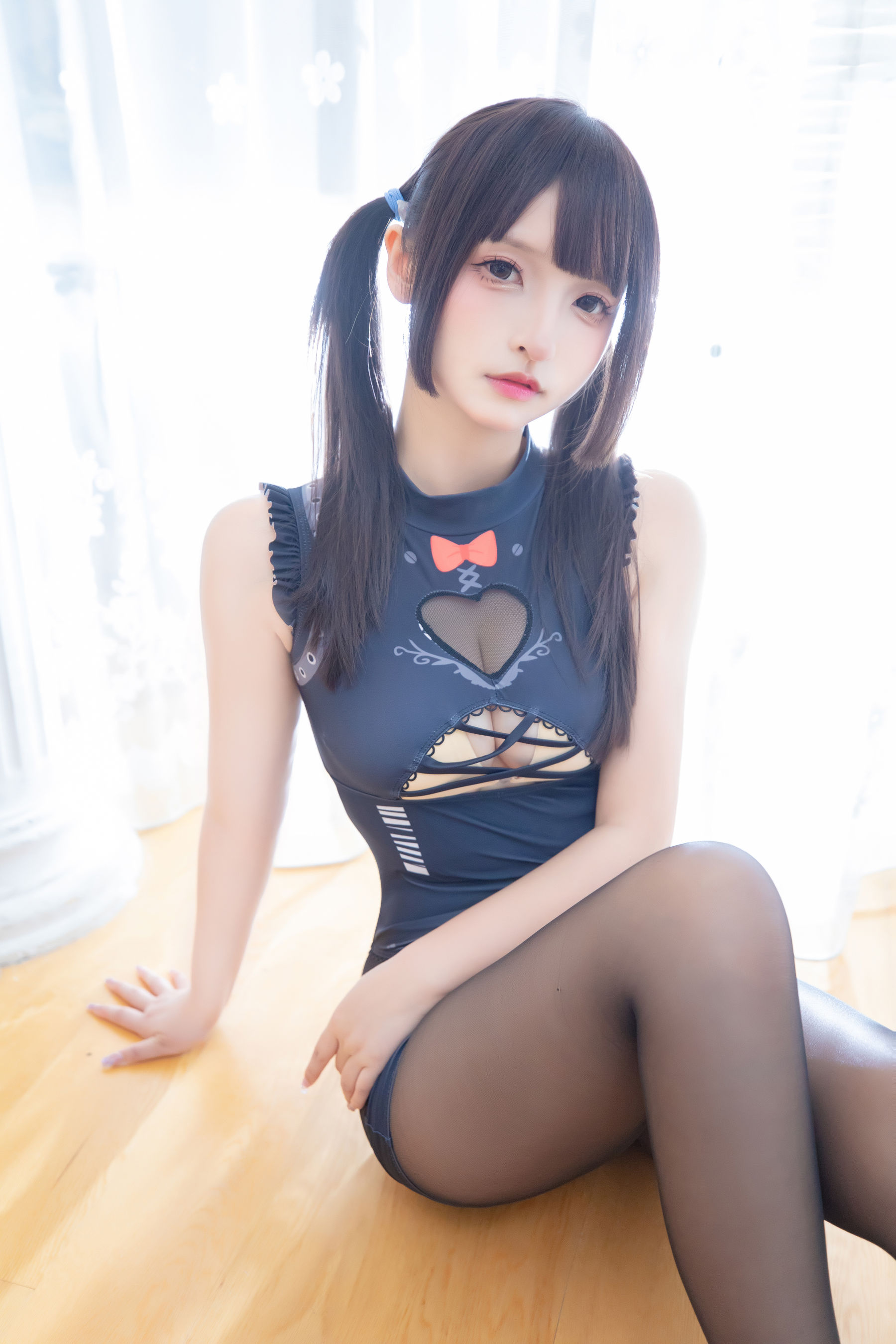 萝莉神楽板真冬 之绑带泳装