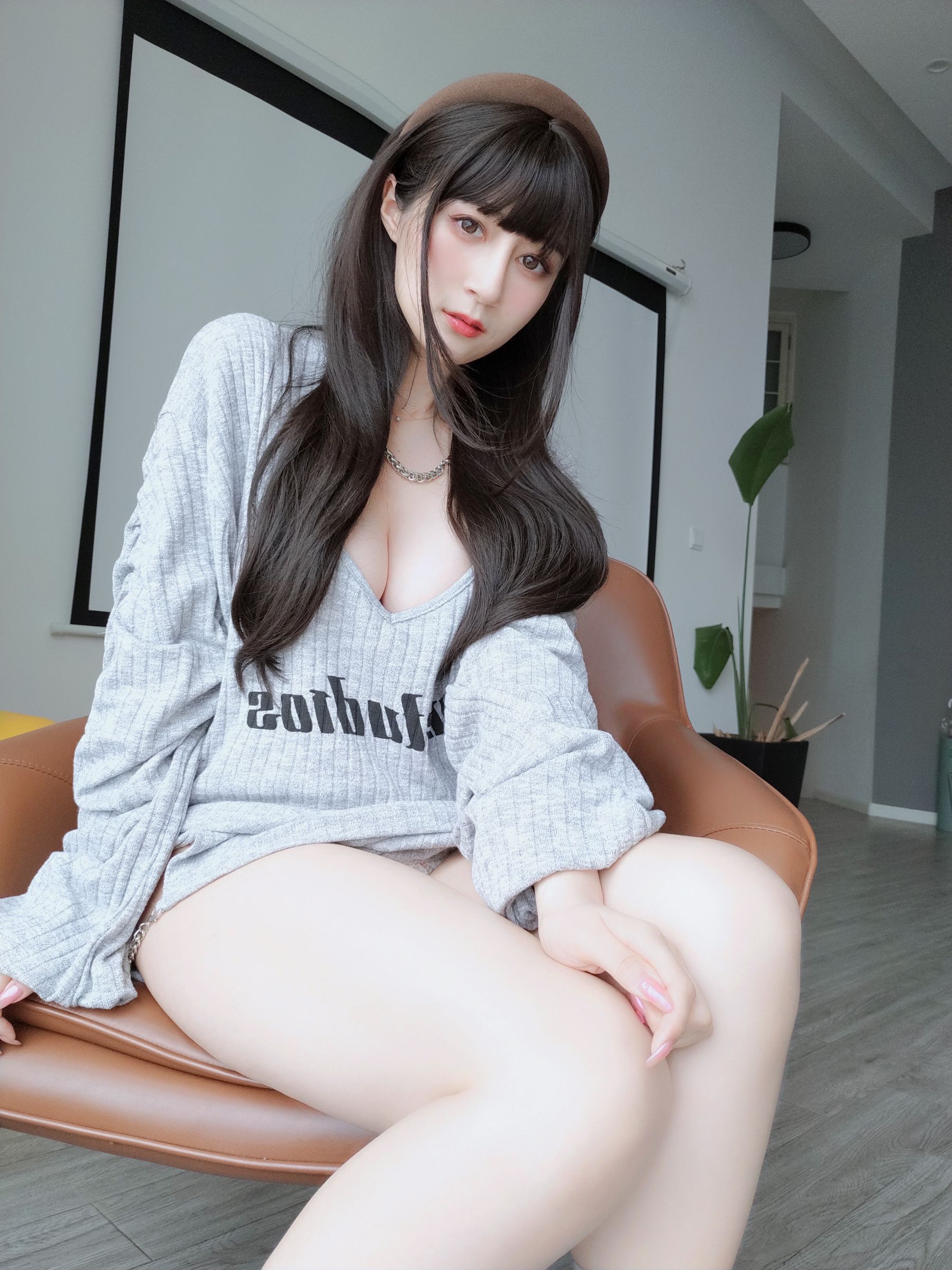 Coser小姐姐 白银 [fantia] - 性感开胸
