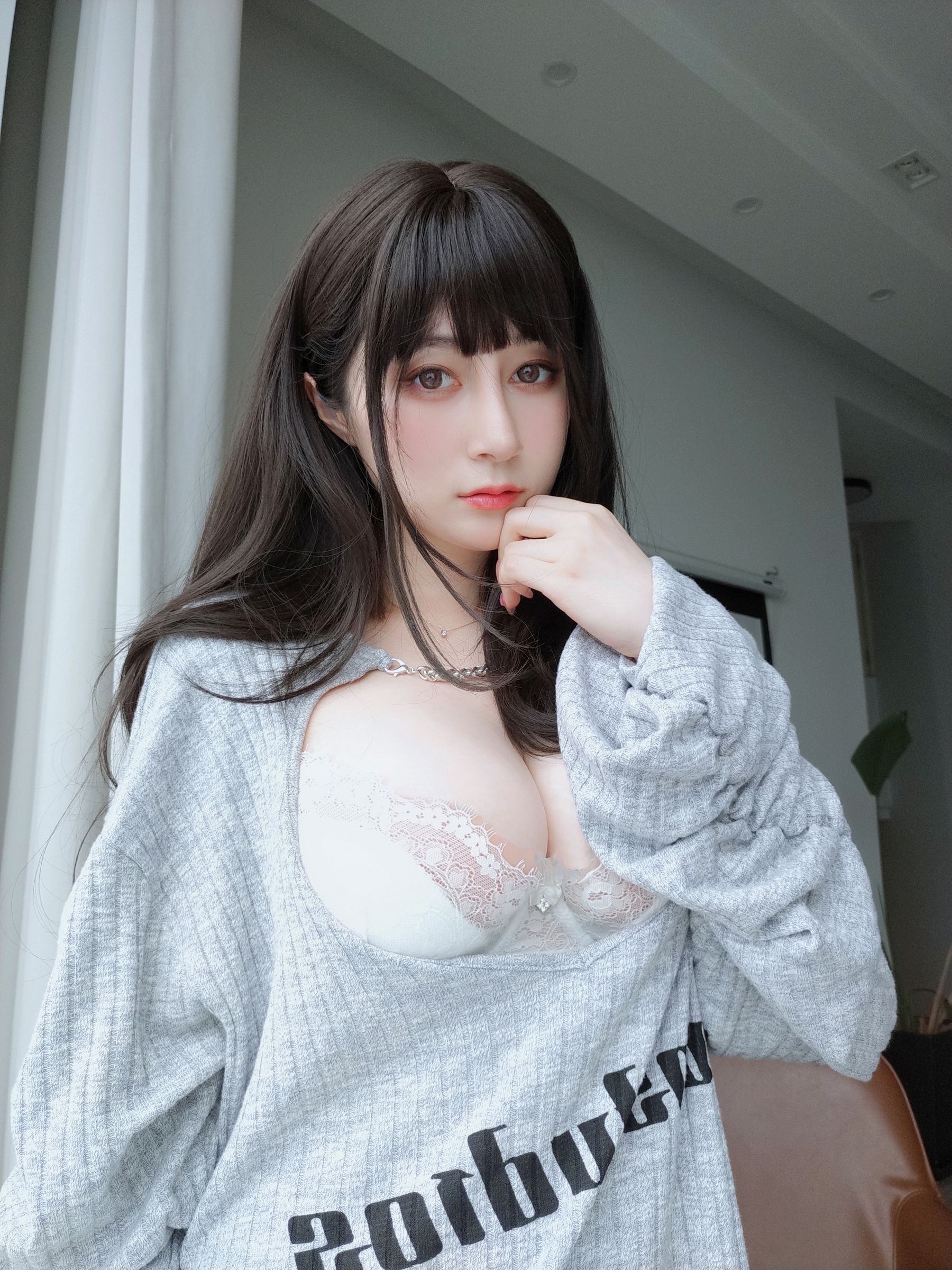 Coser小姐姐 白银 [fantia] - 性感开胸