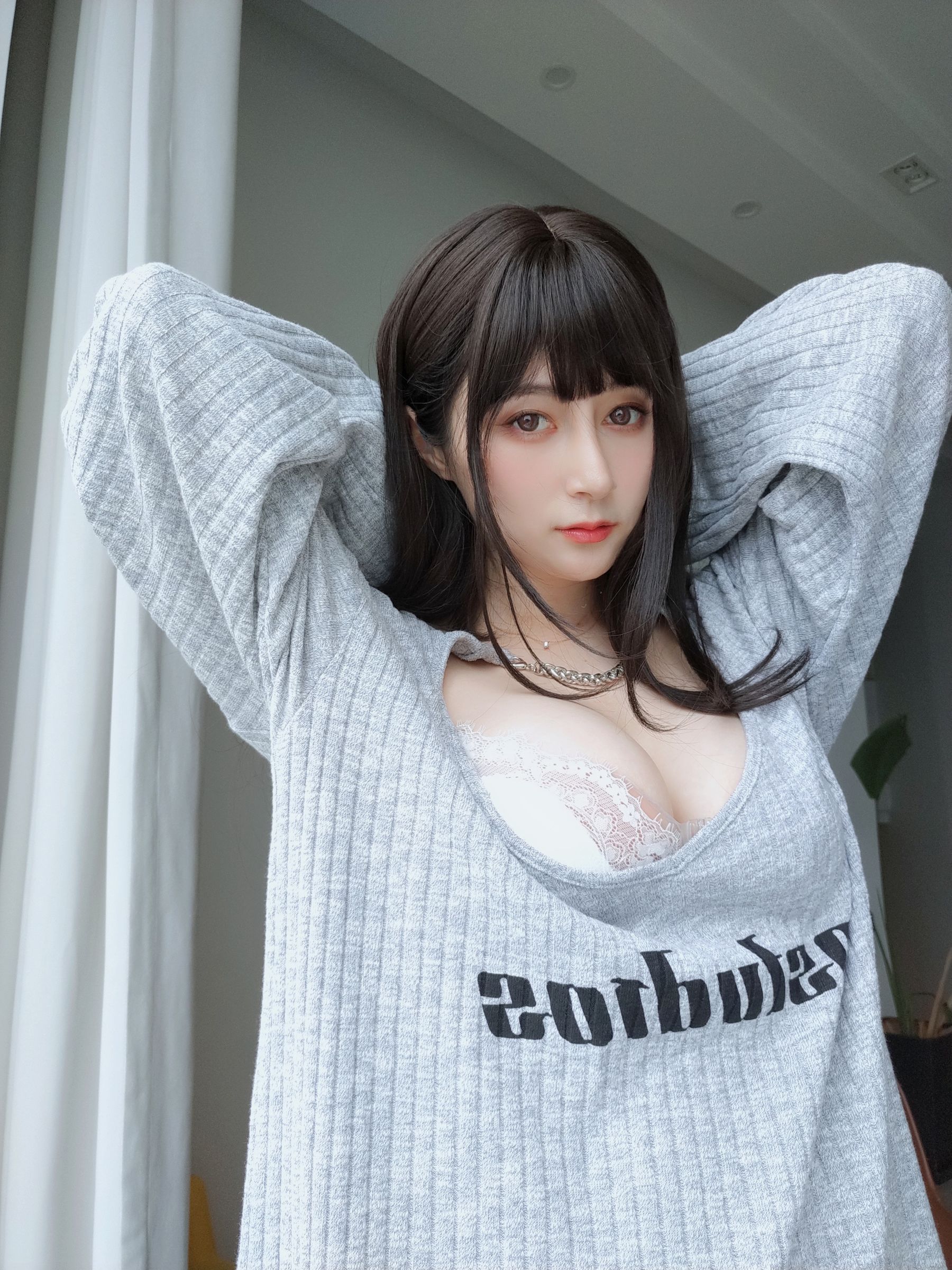 Coser小姐姐 白银 [fantia] - 性感开胸