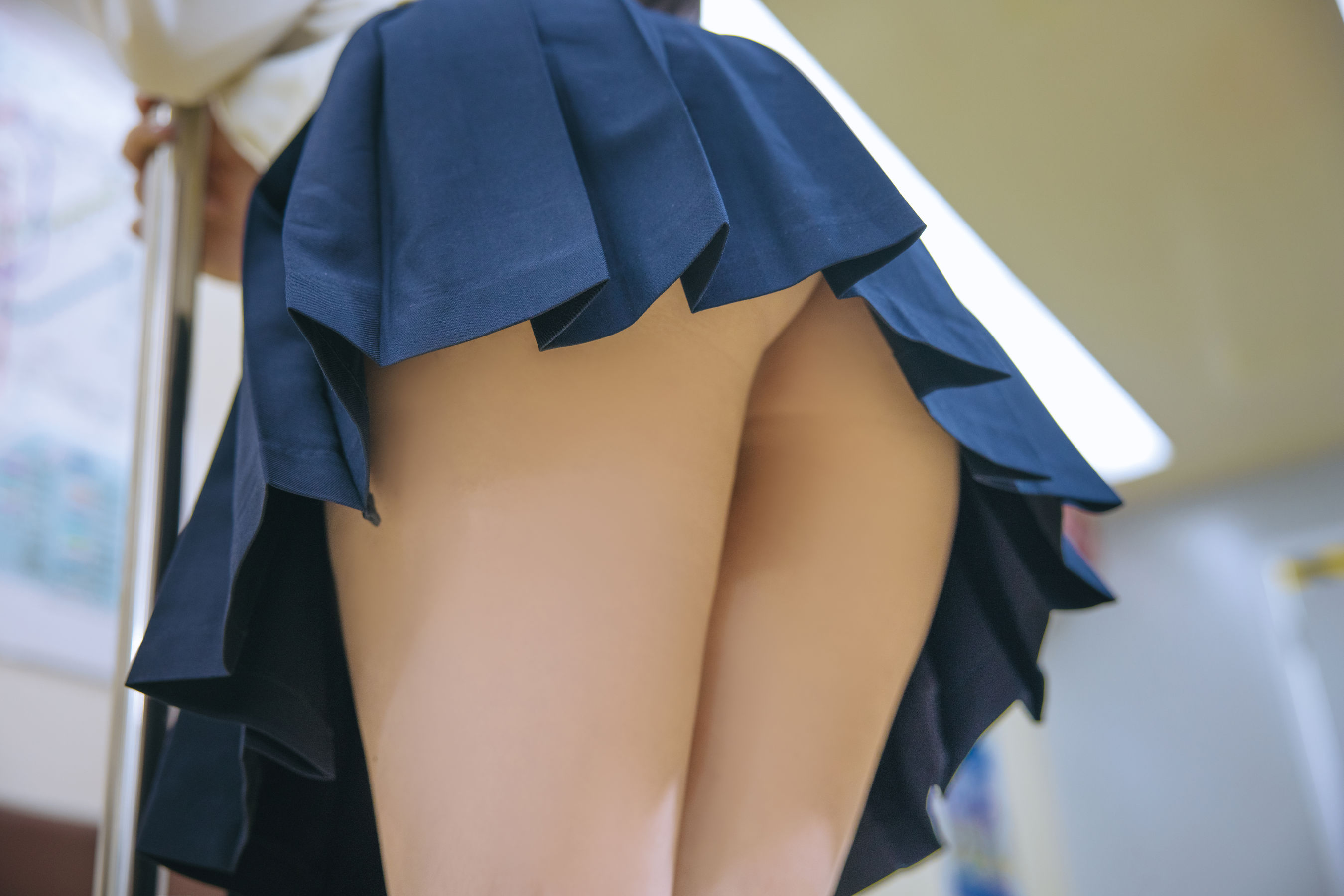 Cosplay日奈娇 - 列车JK