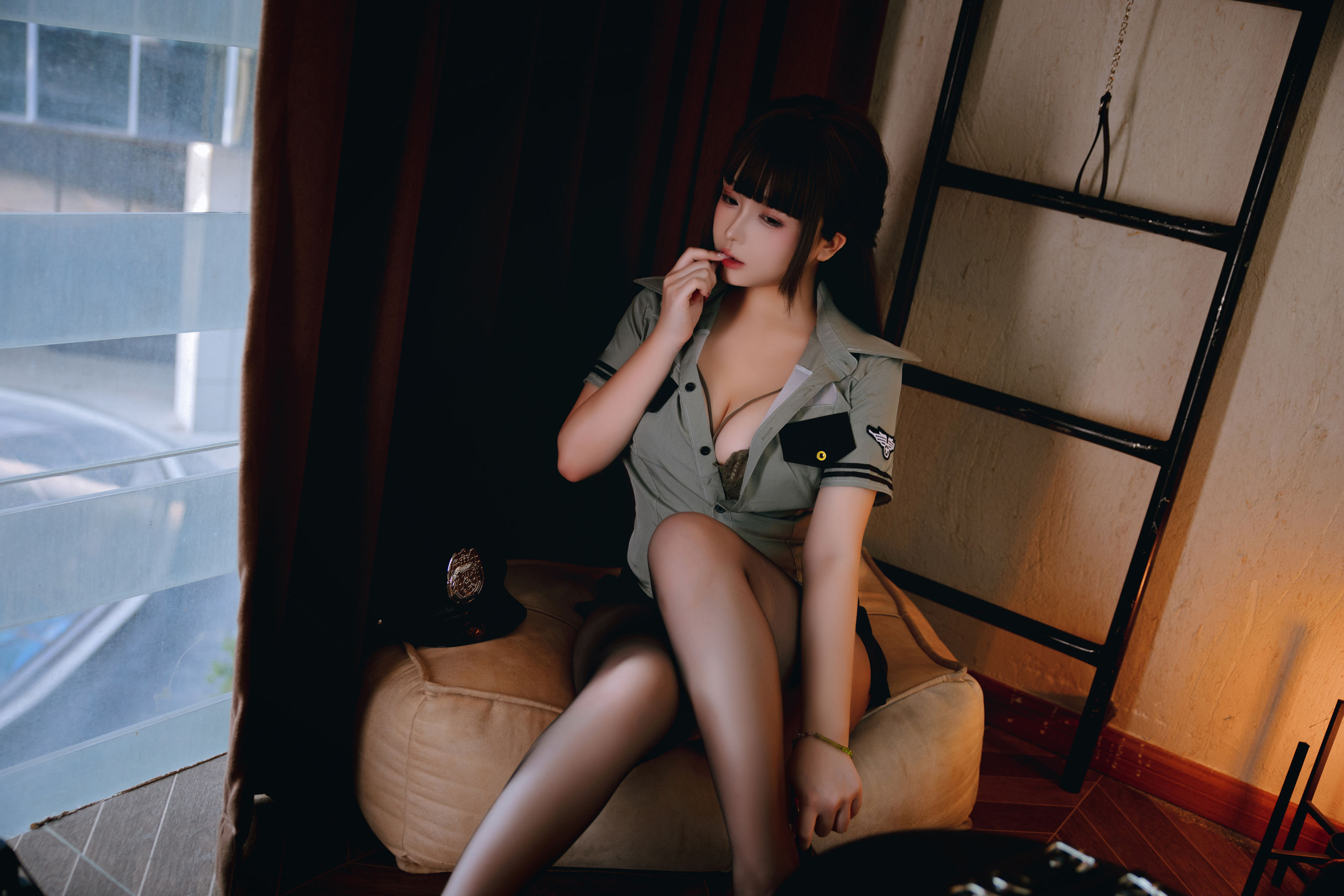 Cosplay日奈娇 - 教官