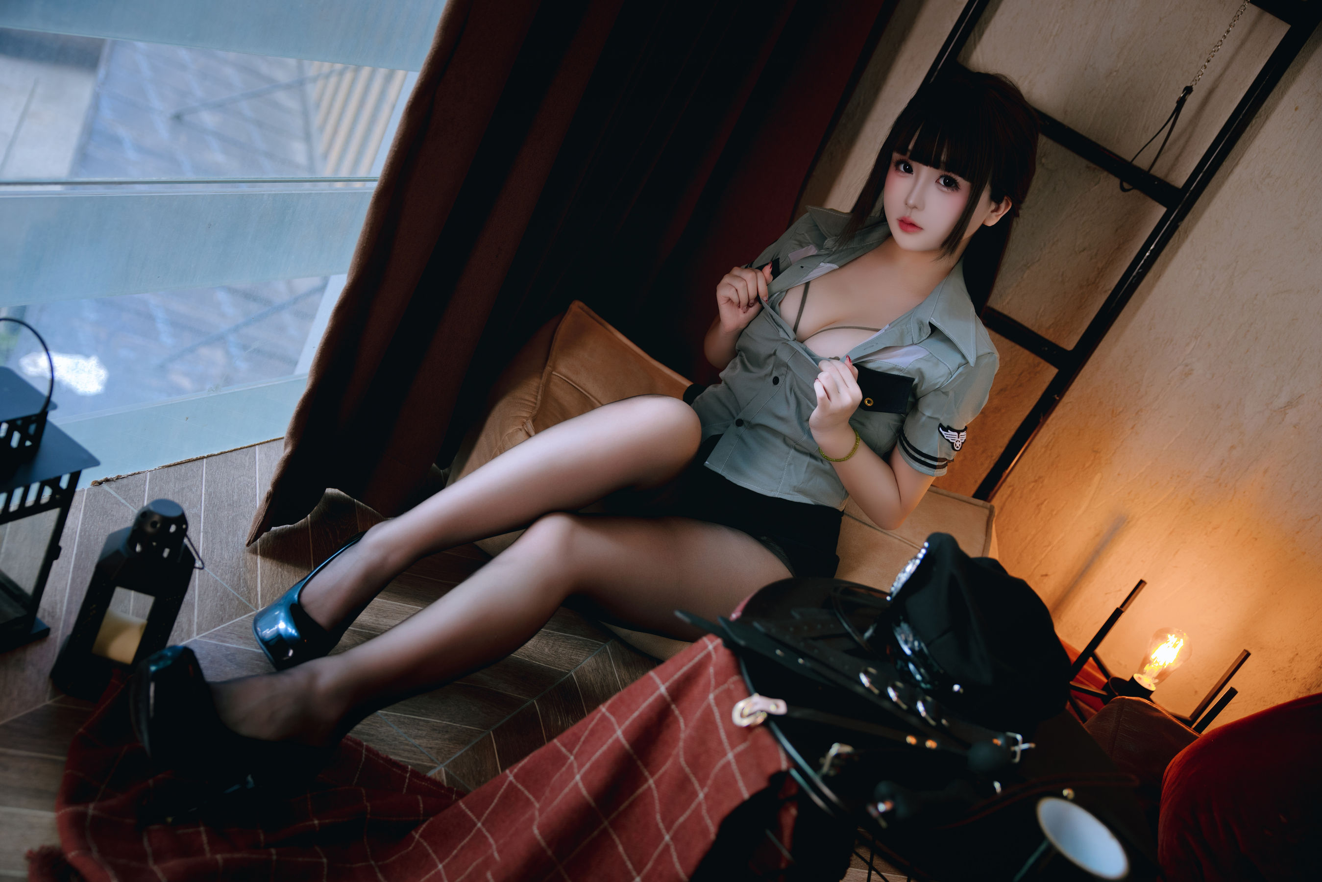 Cosplay日奈娇 - 教官