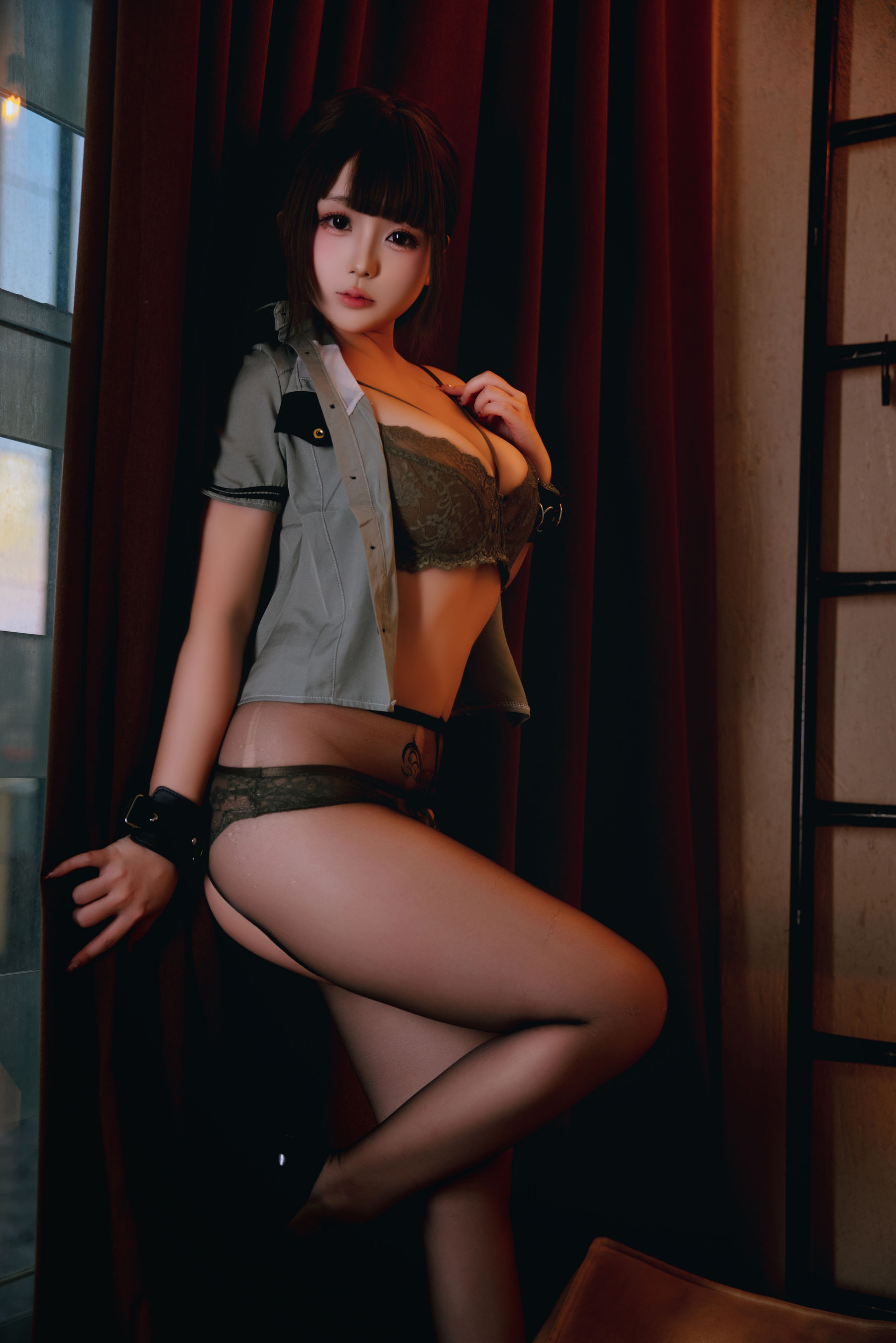 Cosplay日奈娇 - 教官