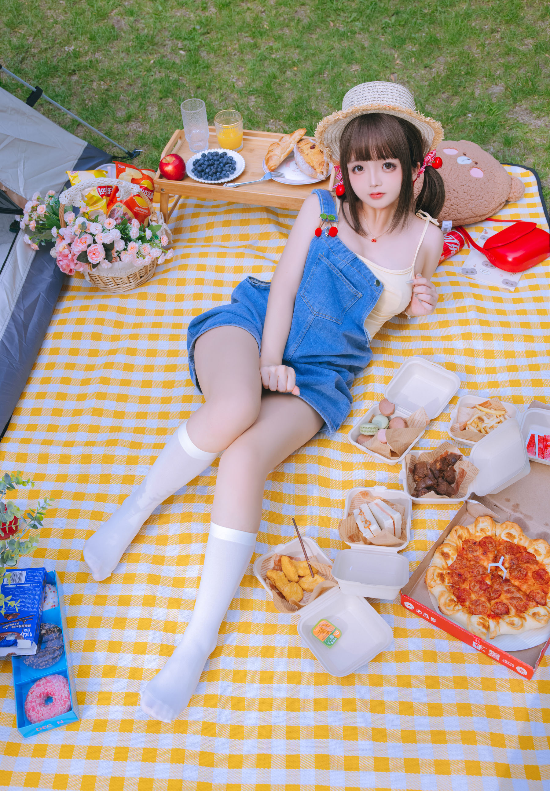 Cosplay日奈娇 - 野餐日