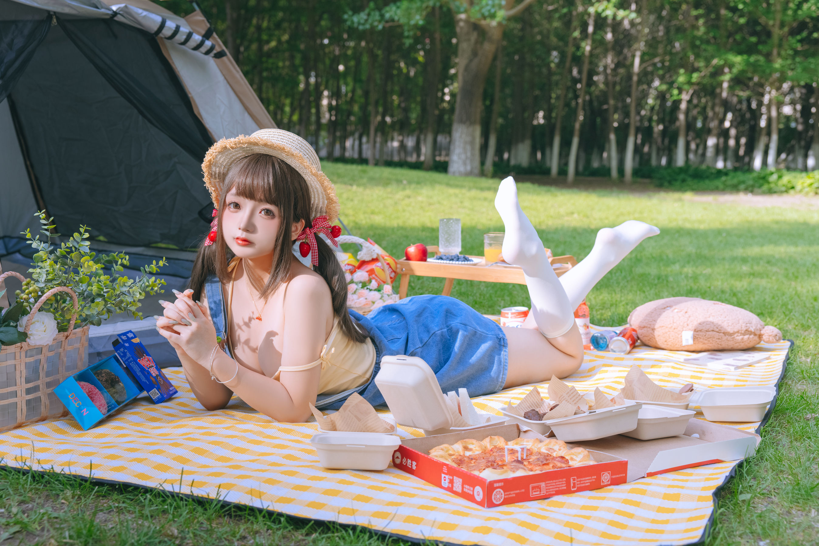 Cosplay日奈娇 - 野餐日